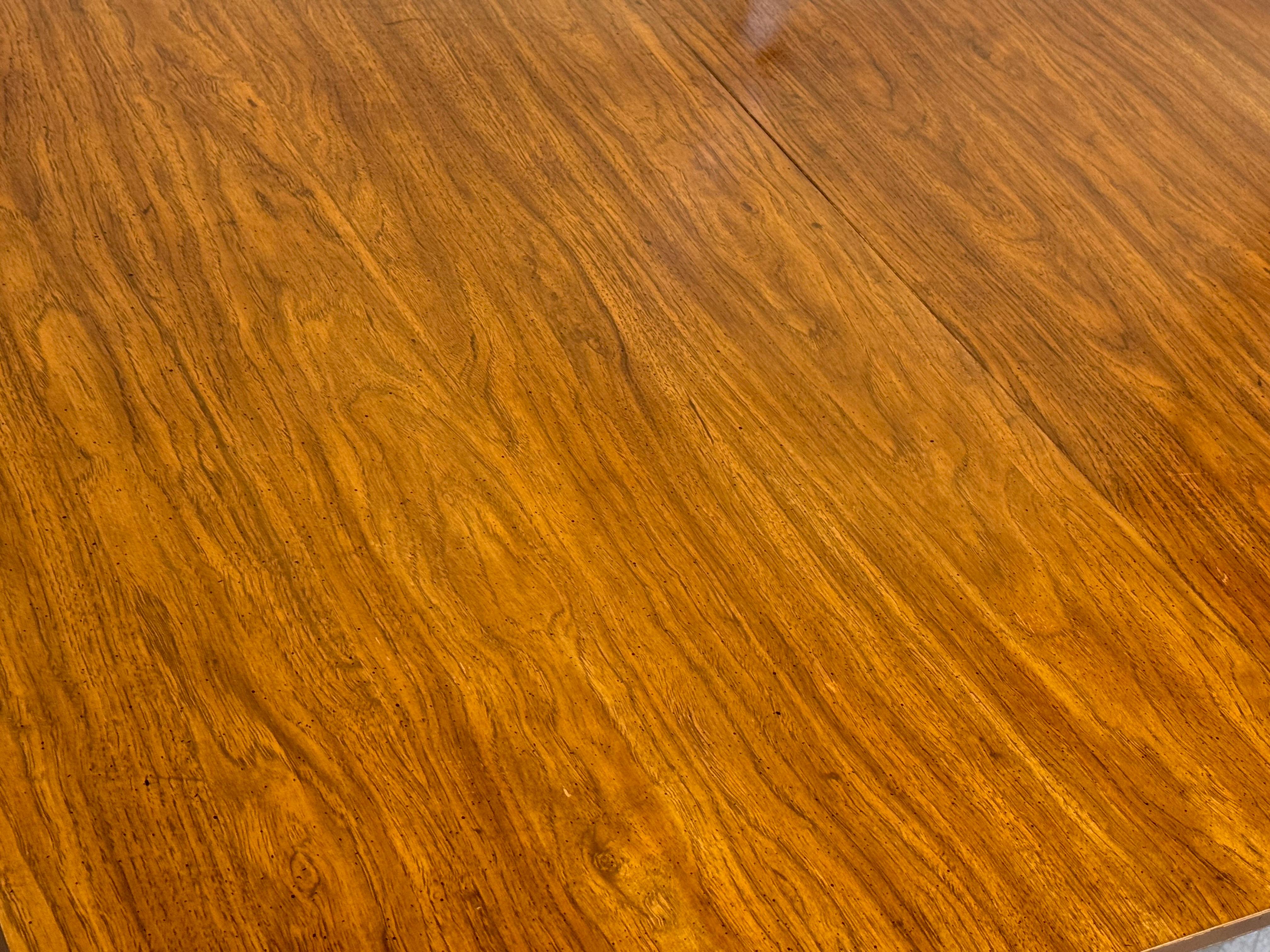 Mid-Century Modern Table de salle à manger 60