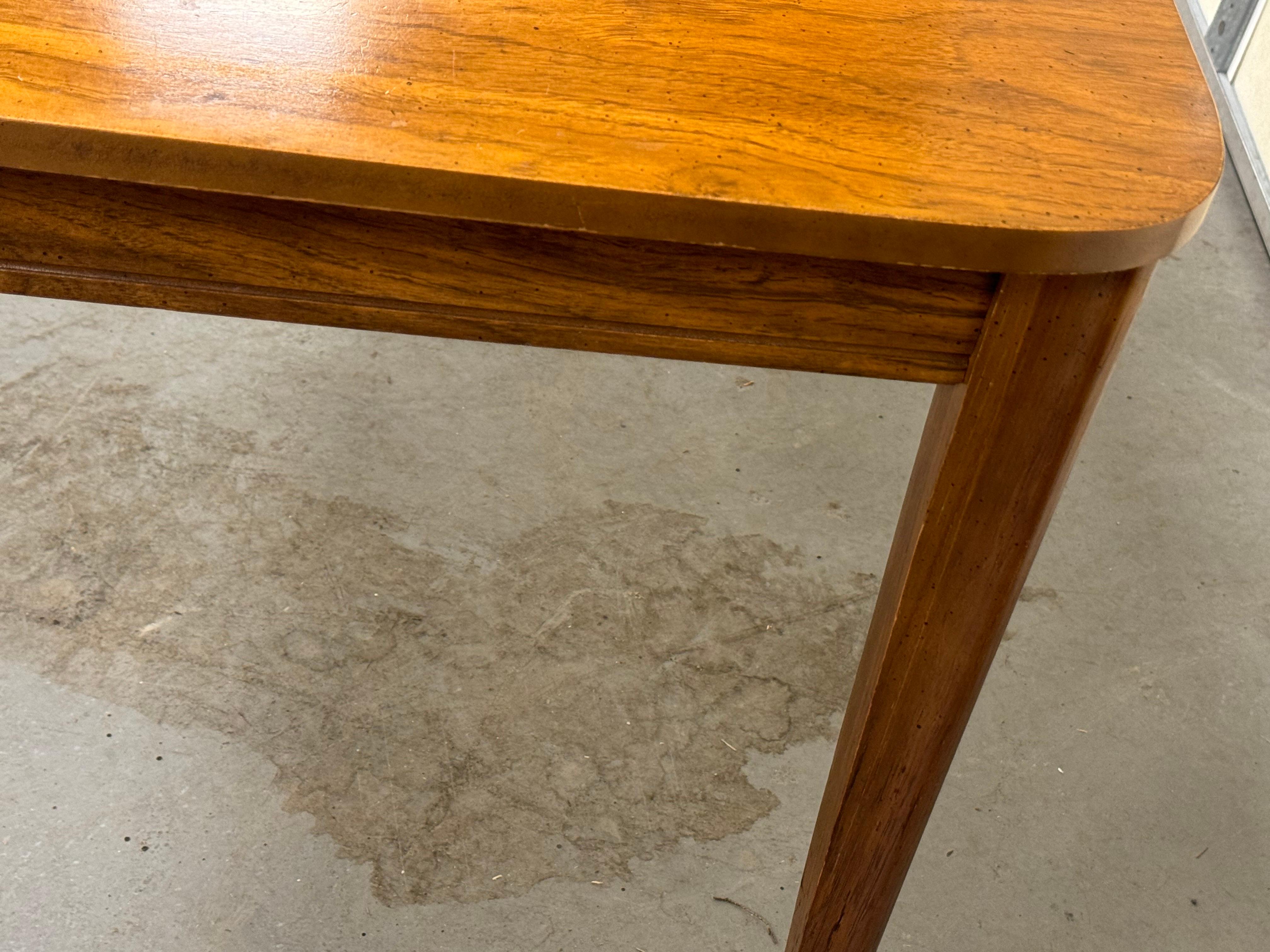 Table de salle à manger 60