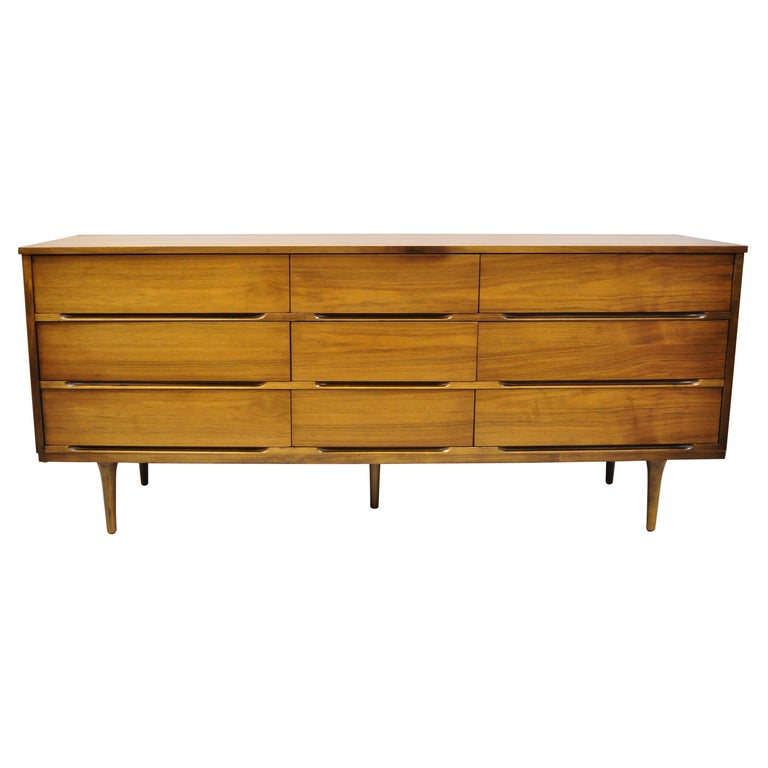 Mid-Century Modern Walnut 9-Drawer Credenza Long Dresser by Coleman of  Virginia at 1stDibs | coleman of virginia dresser, coleman dresser, coleman  of virginia furniture