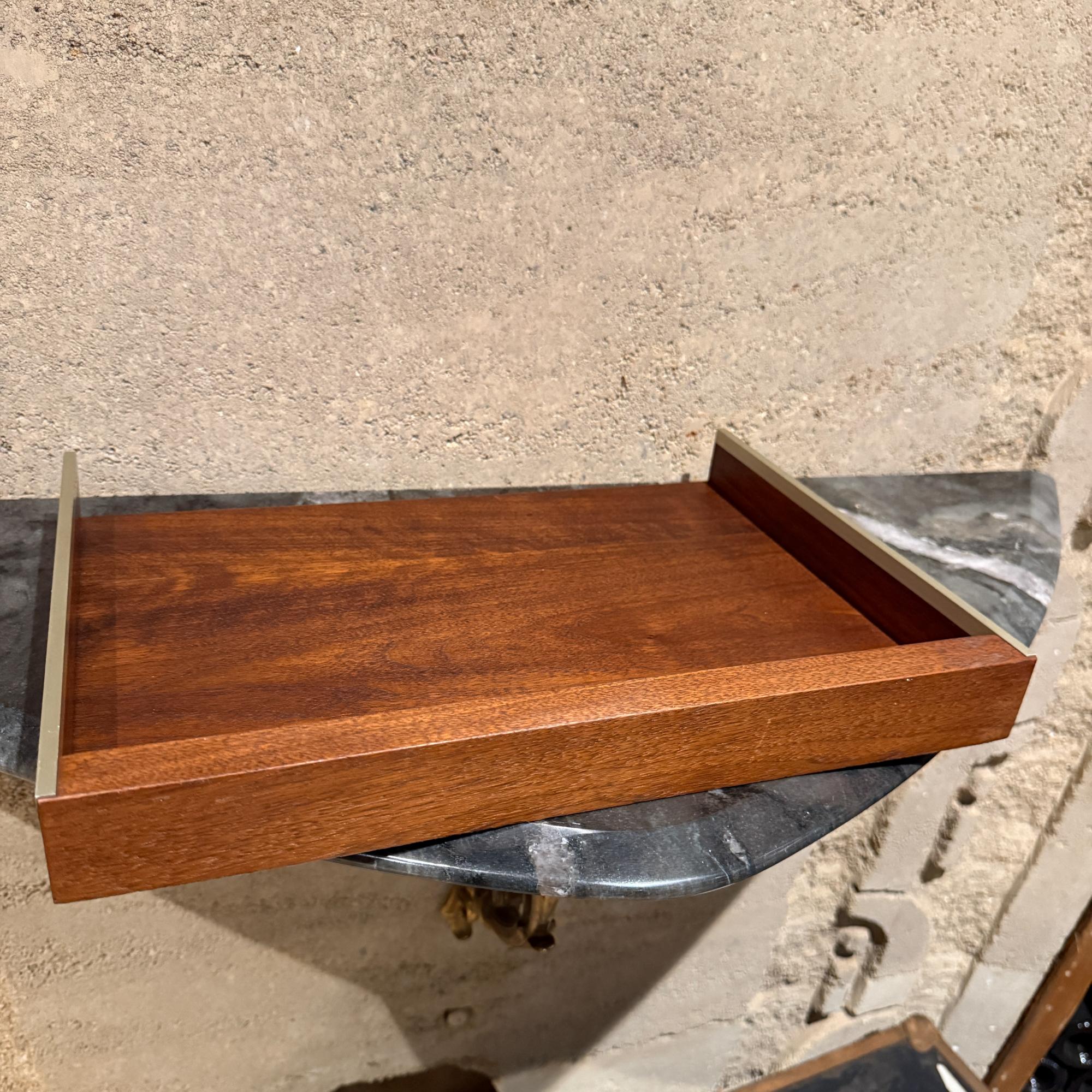 Mid-Century Modern Walnut & Aluminum Letter Tray Desk Accessory Qualiton For Sale 5