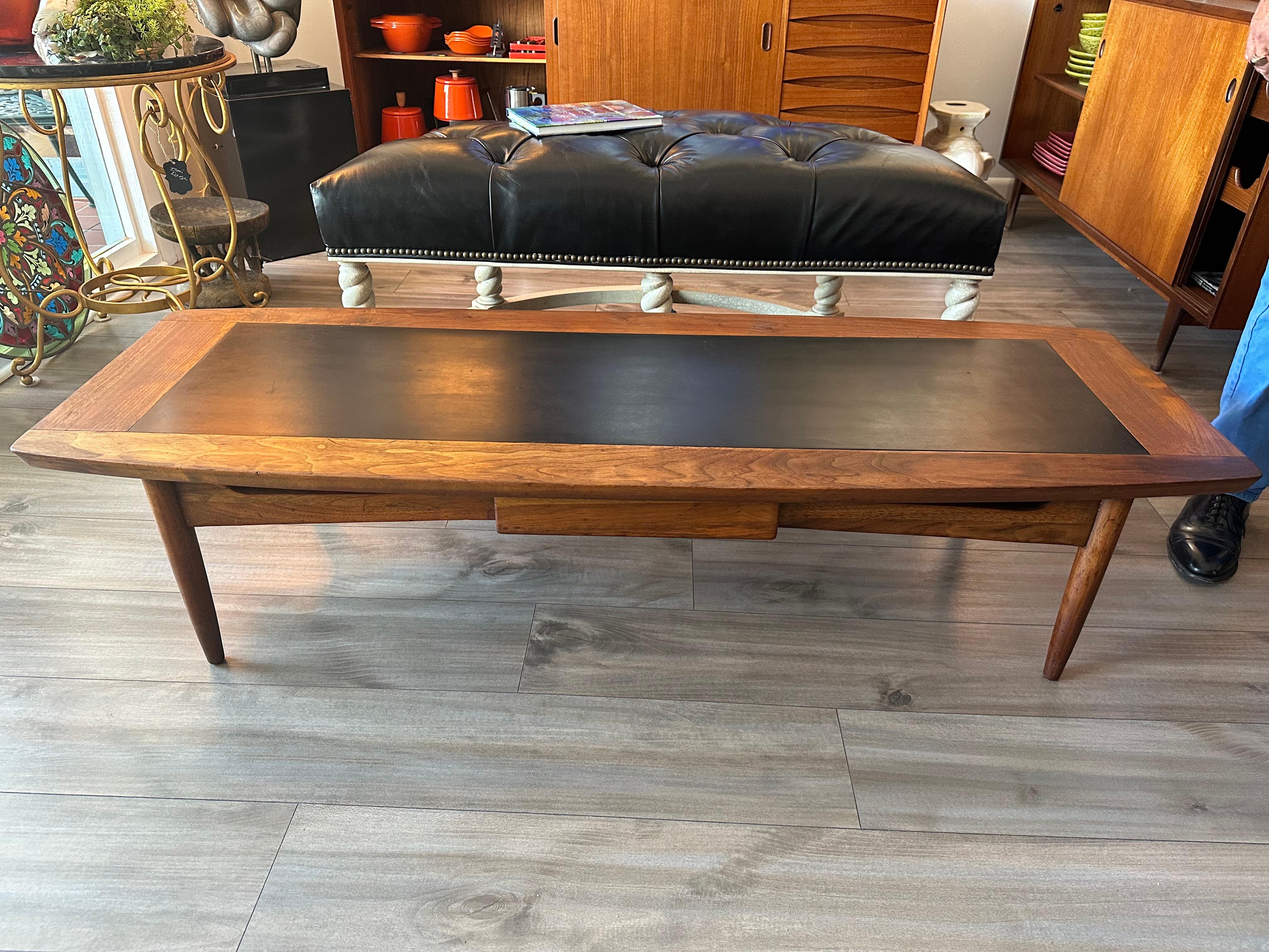 Mid-Century Modern Walnut American of Martinville Coffee Table 6