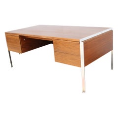 Bureau moderne du milieu du siècle en noyer et aluminium par Alexis Yermakov pour Stow Davis