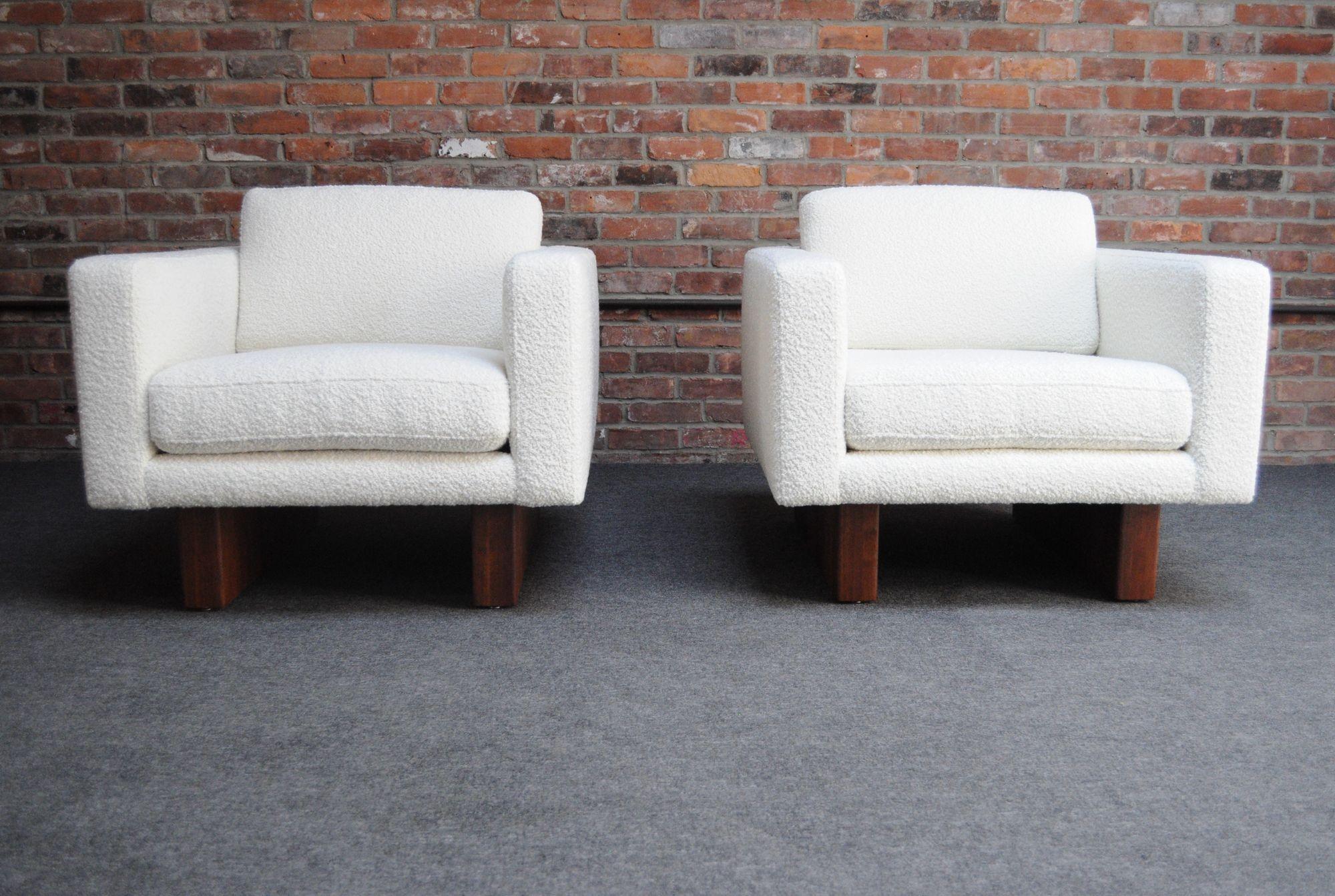 Mid-Century Modern Walnut and Bouclé Cube Lounge Chairs by Harvey Probber In Good Condition In Brooklyn, NY