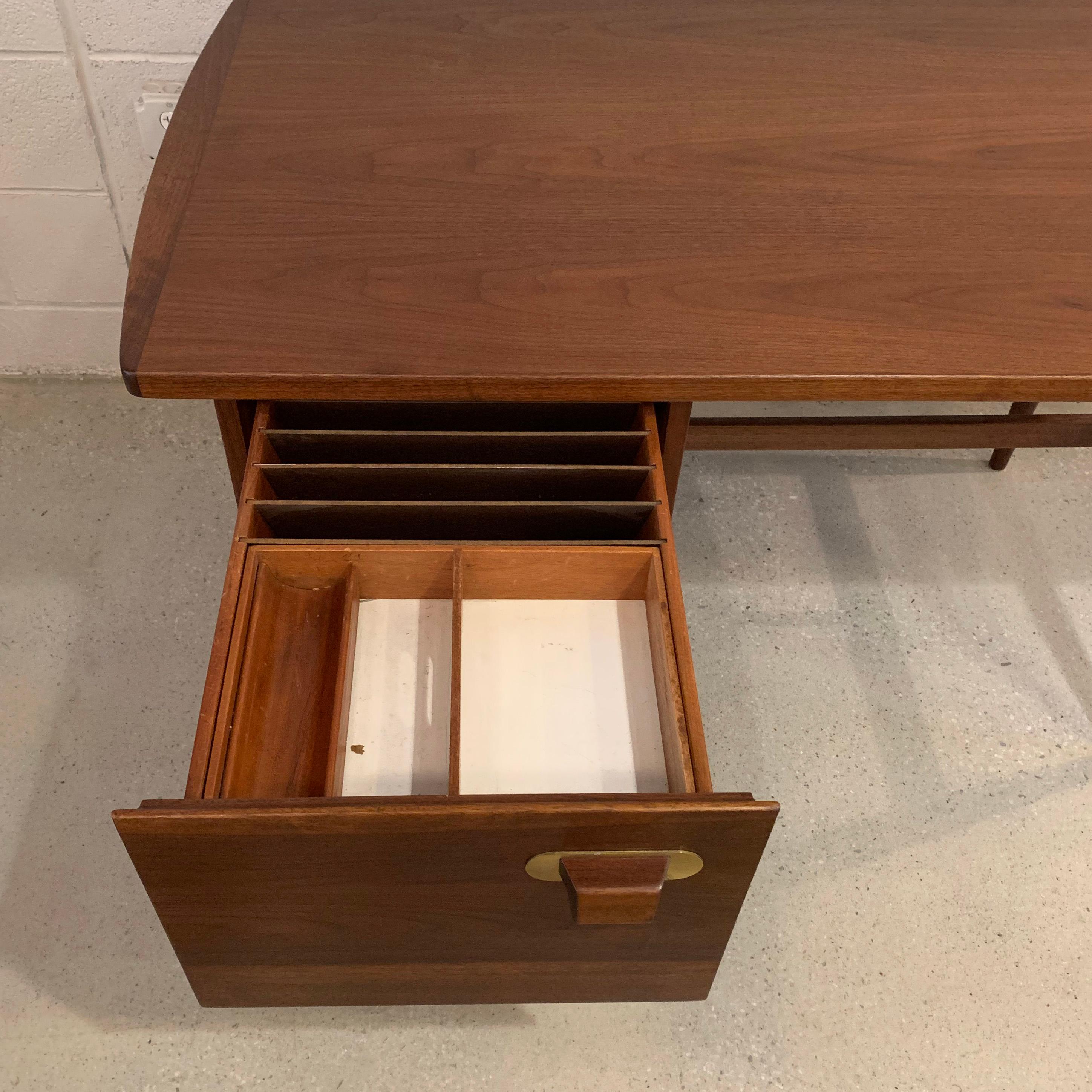 Mid-Century Modern Walnut and Brass Desk by Jens Risom 2