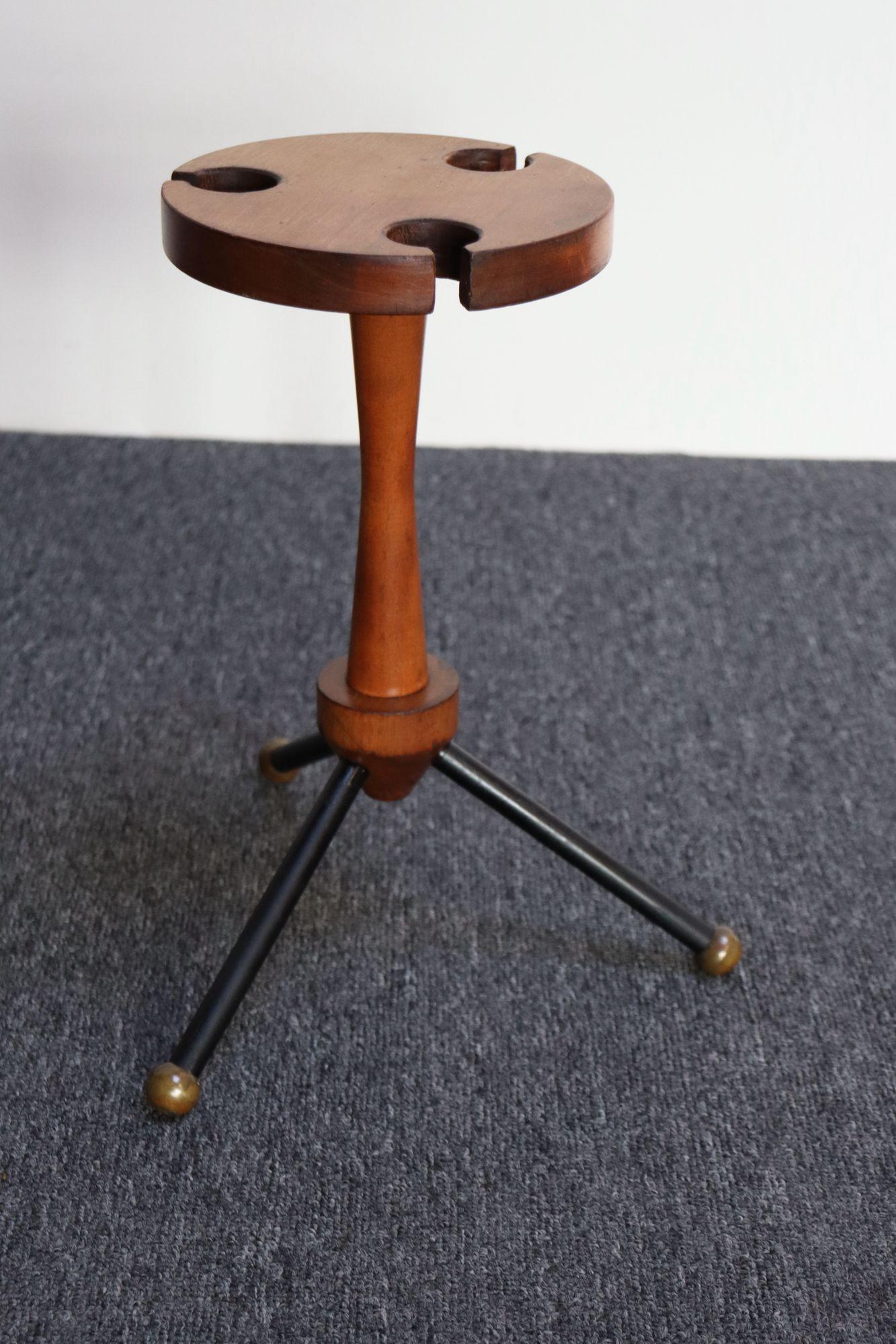 Mid-Century Modern Walnut and Brass Fireplace Tool Set in the Manner of Umanoff For Sale 13