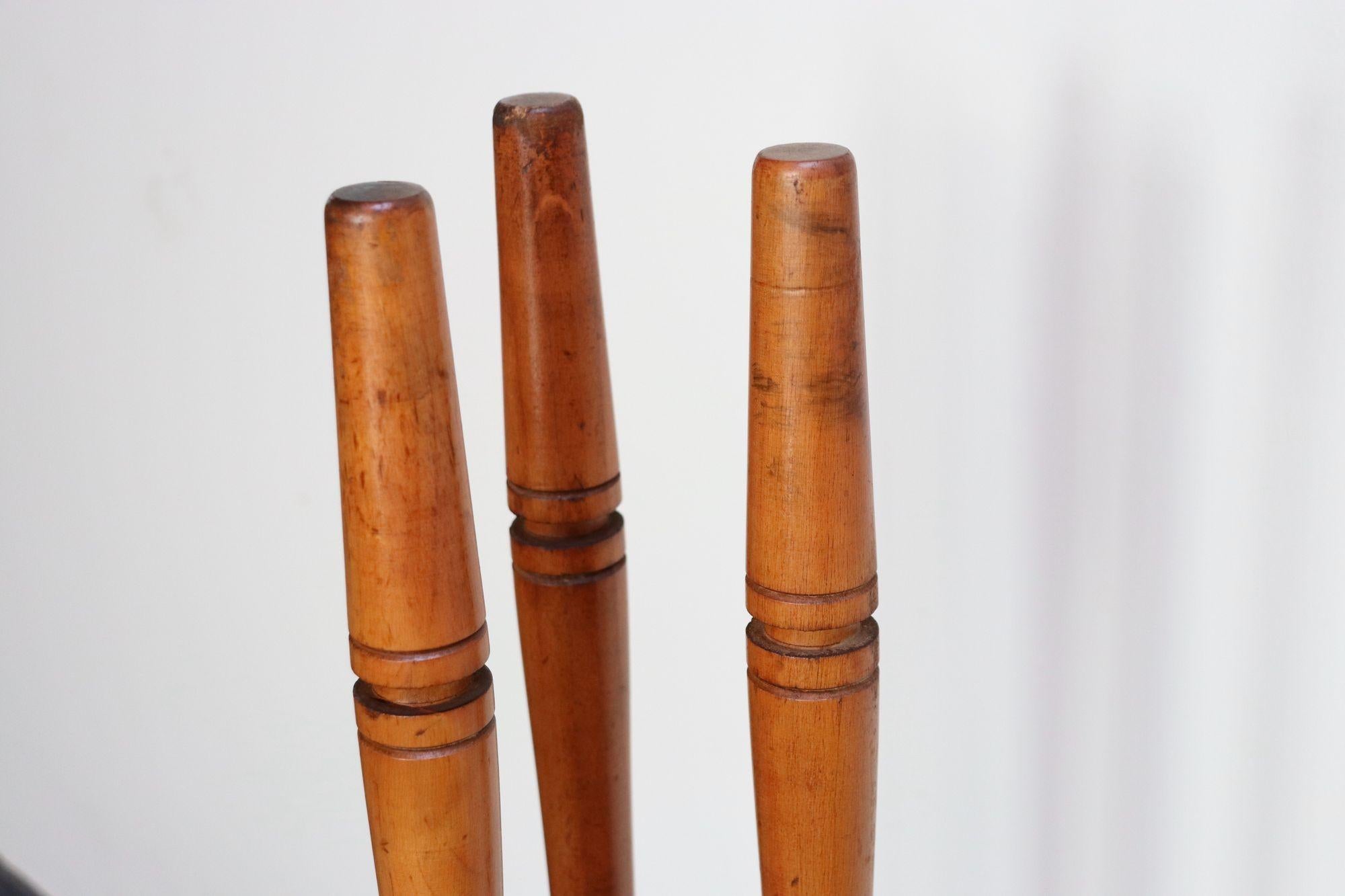 Mid-Century Modern Walnut and Brass Fireplace Tool Set in the Manner of Umanoff For Sale 11