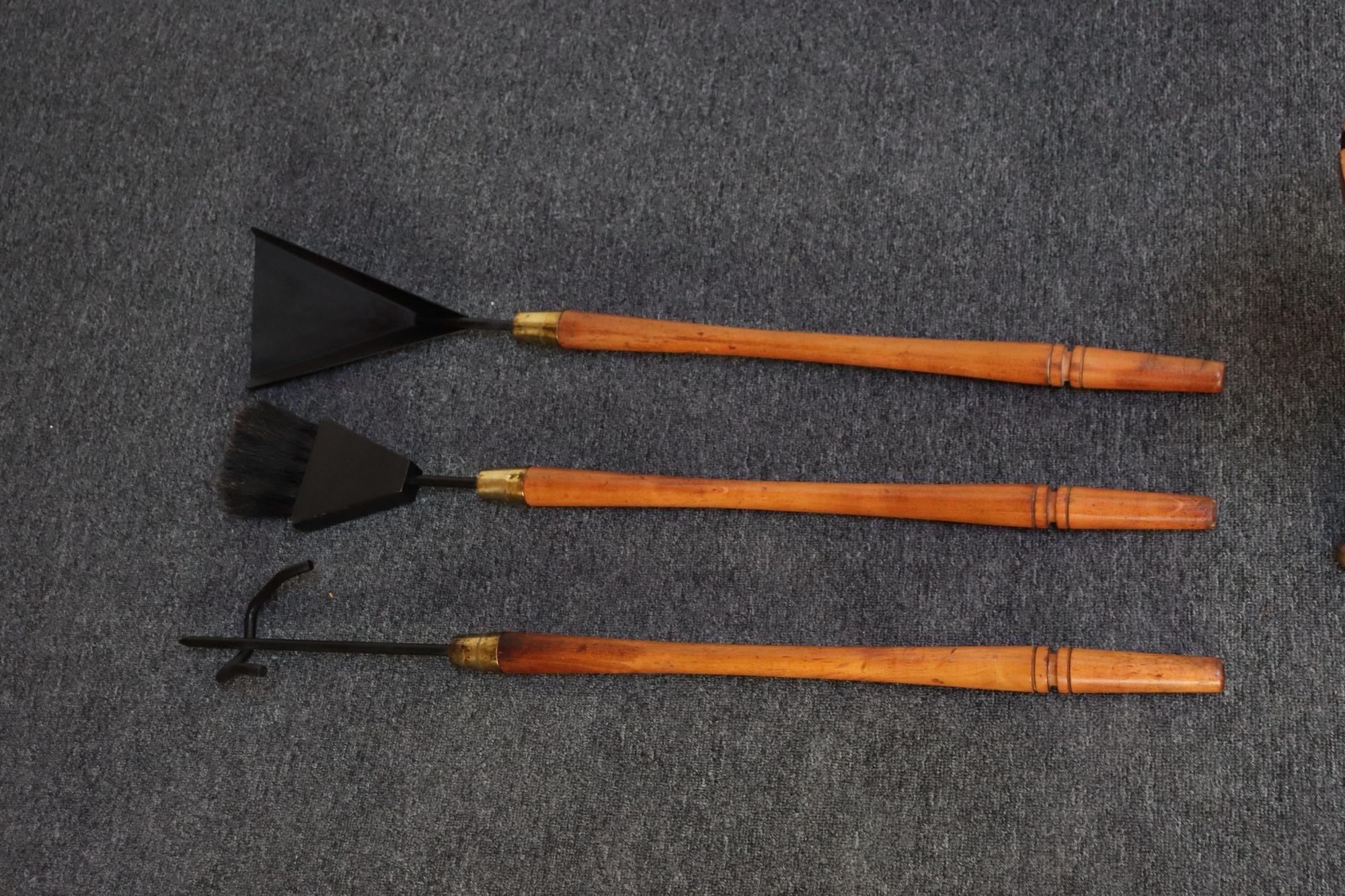 Mid-20th Century Mid-Century Modern Walnut and Brass Fireplace Tool Set in the Manner of Umanoff For Sale