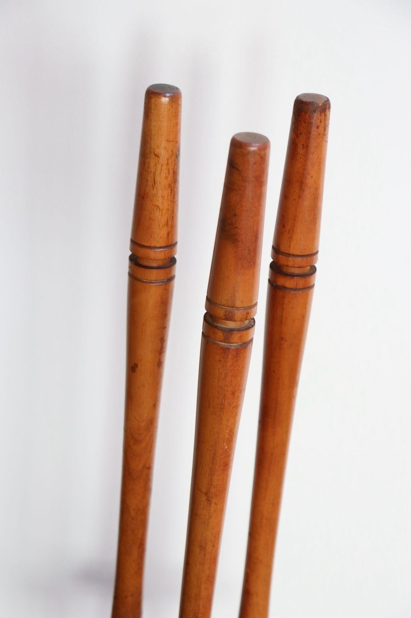 Mid-Century Modern Walnut and Brass Fireplace Tool Set in the Manner of Umanoff For Sale 4