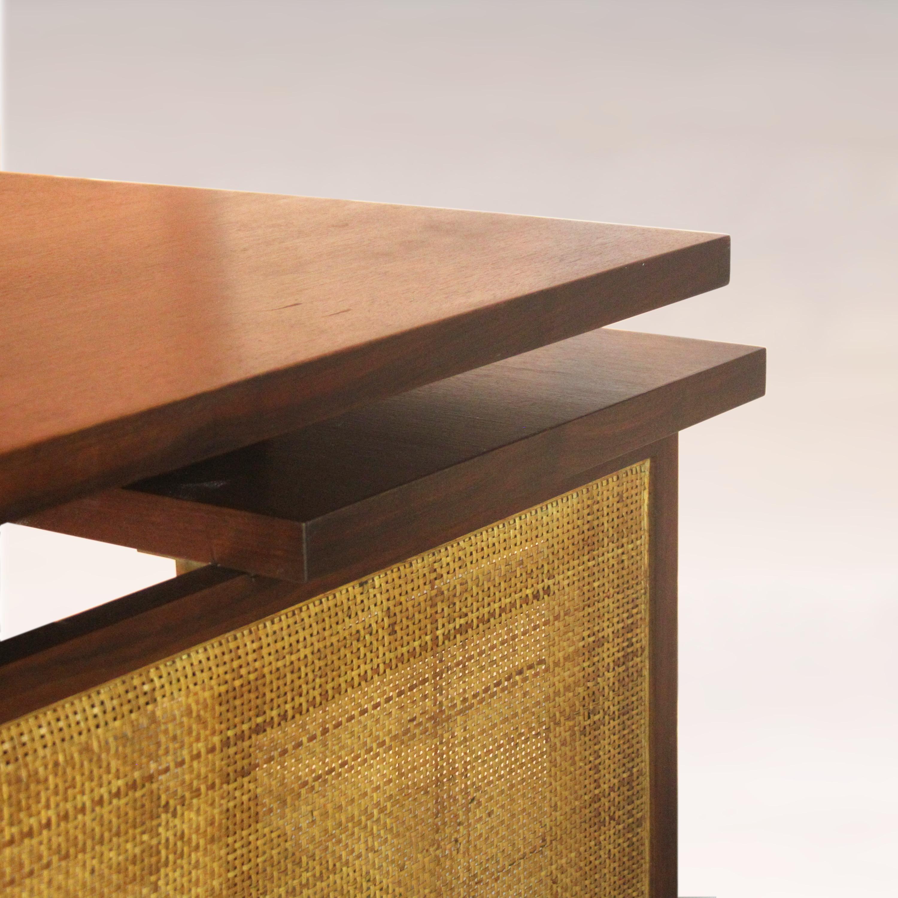 Mid-20th Century Mid-Century Modern Walnut and Brass L-Shaped Executive Desk with Return