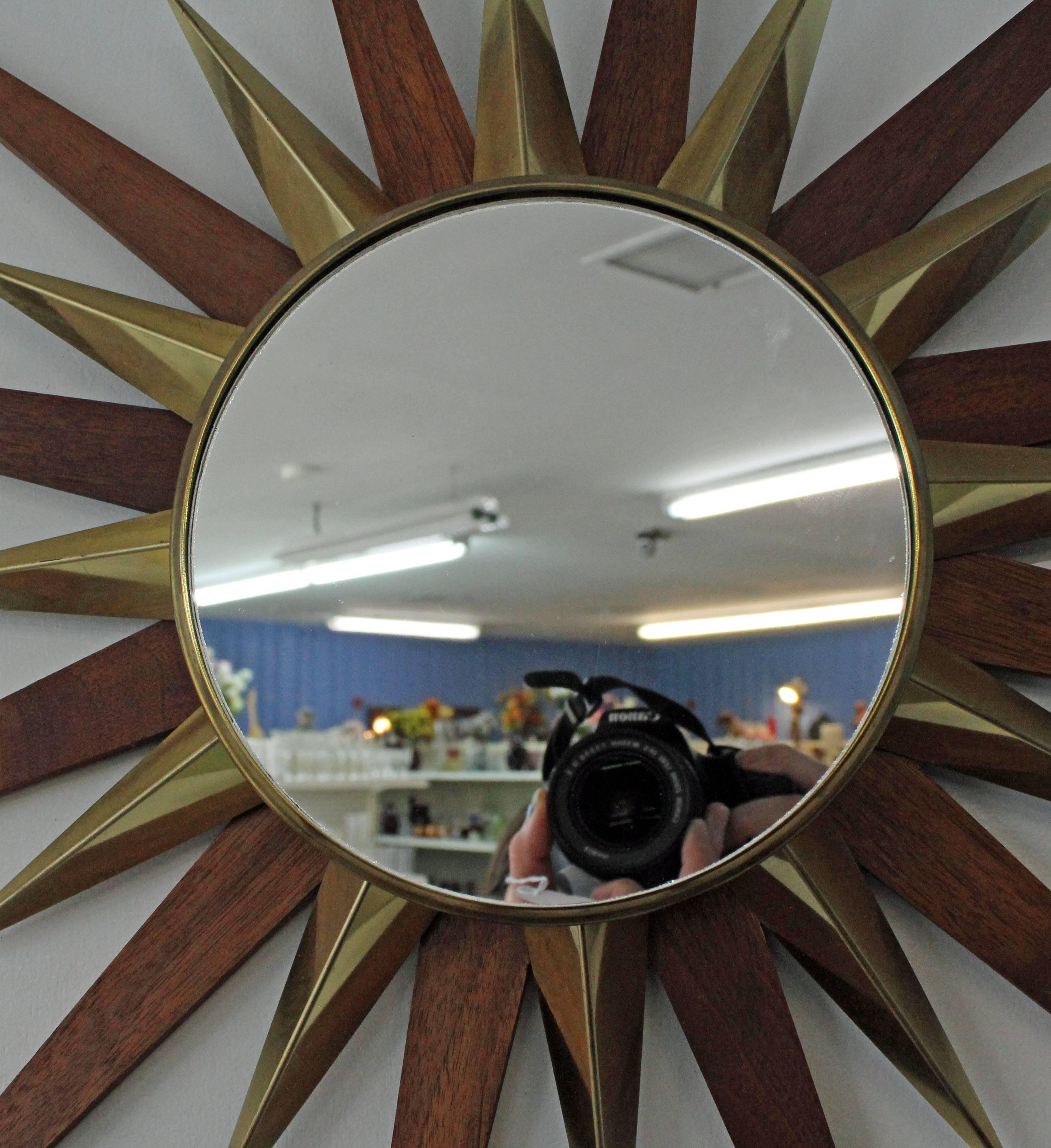 Mid-Century Modern Walnut and Brass Starburst Wall Mirror In Excellent Condition In Wilmington, DE