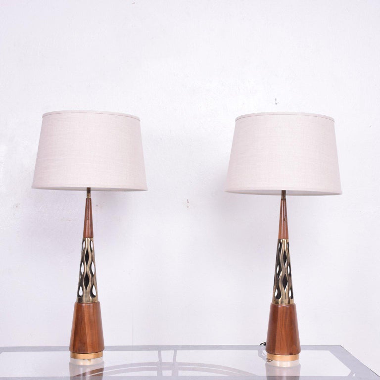 Mid-Century Modern Walnut and Brass Table Lamps 3