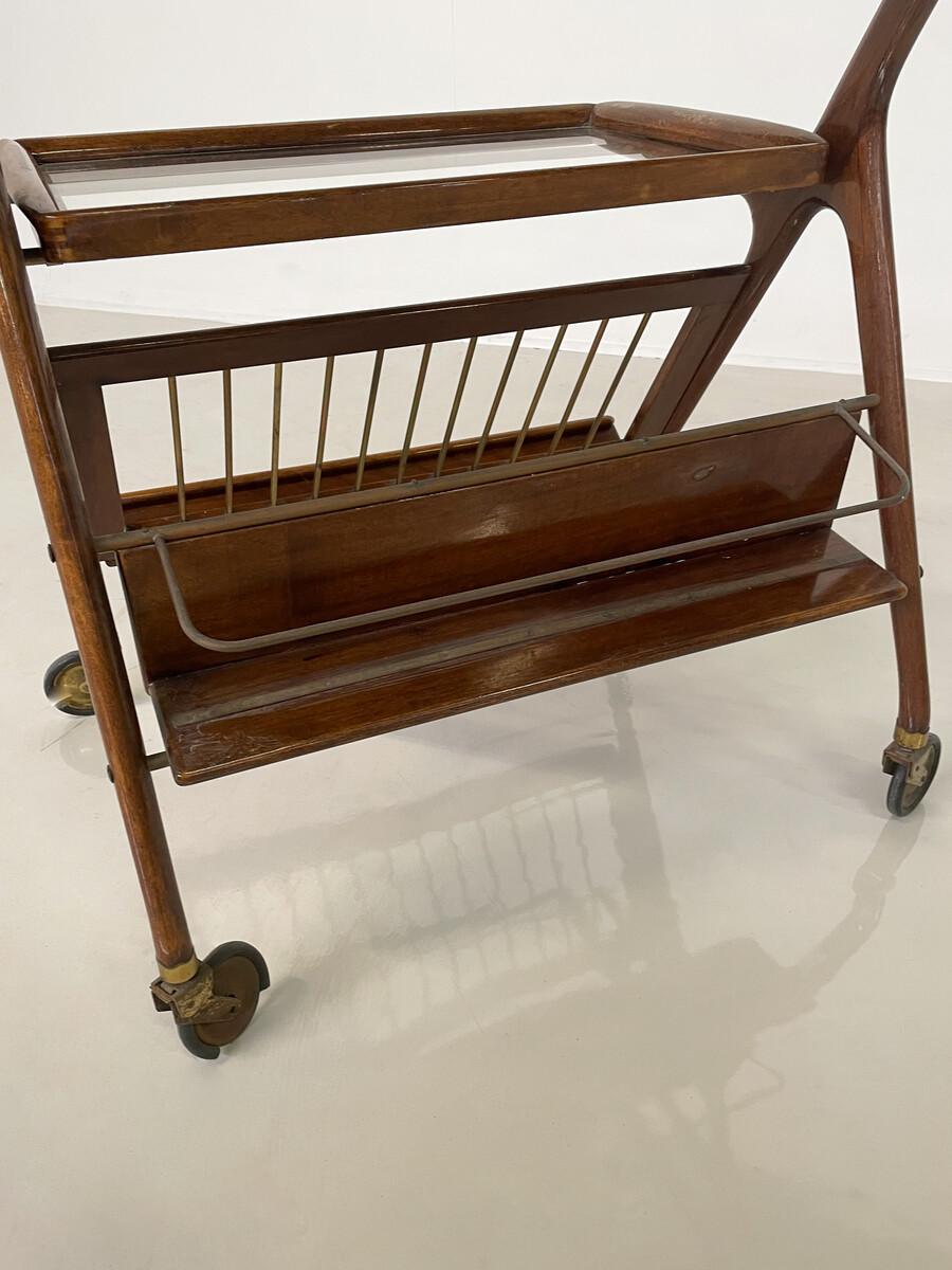 Mid-20th Century Mid-Century Modern Walnut and Brass Trolley by Cesare Lacca for Cassina, 1950s For Sale