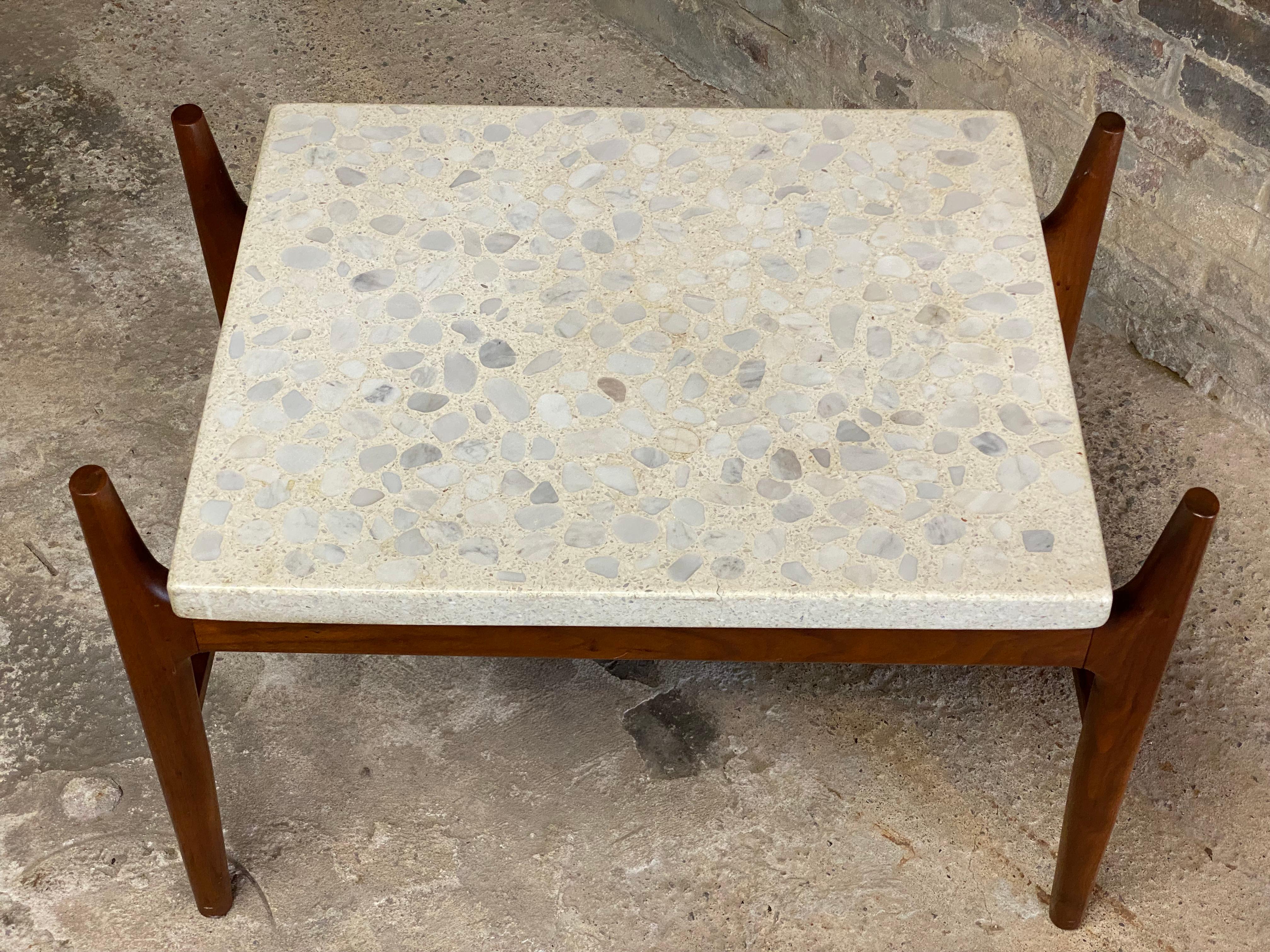 Mid Century Modern Walnut and Floating Terrazzo Top End Table In Good Condition For Sale In Garnerville, NY