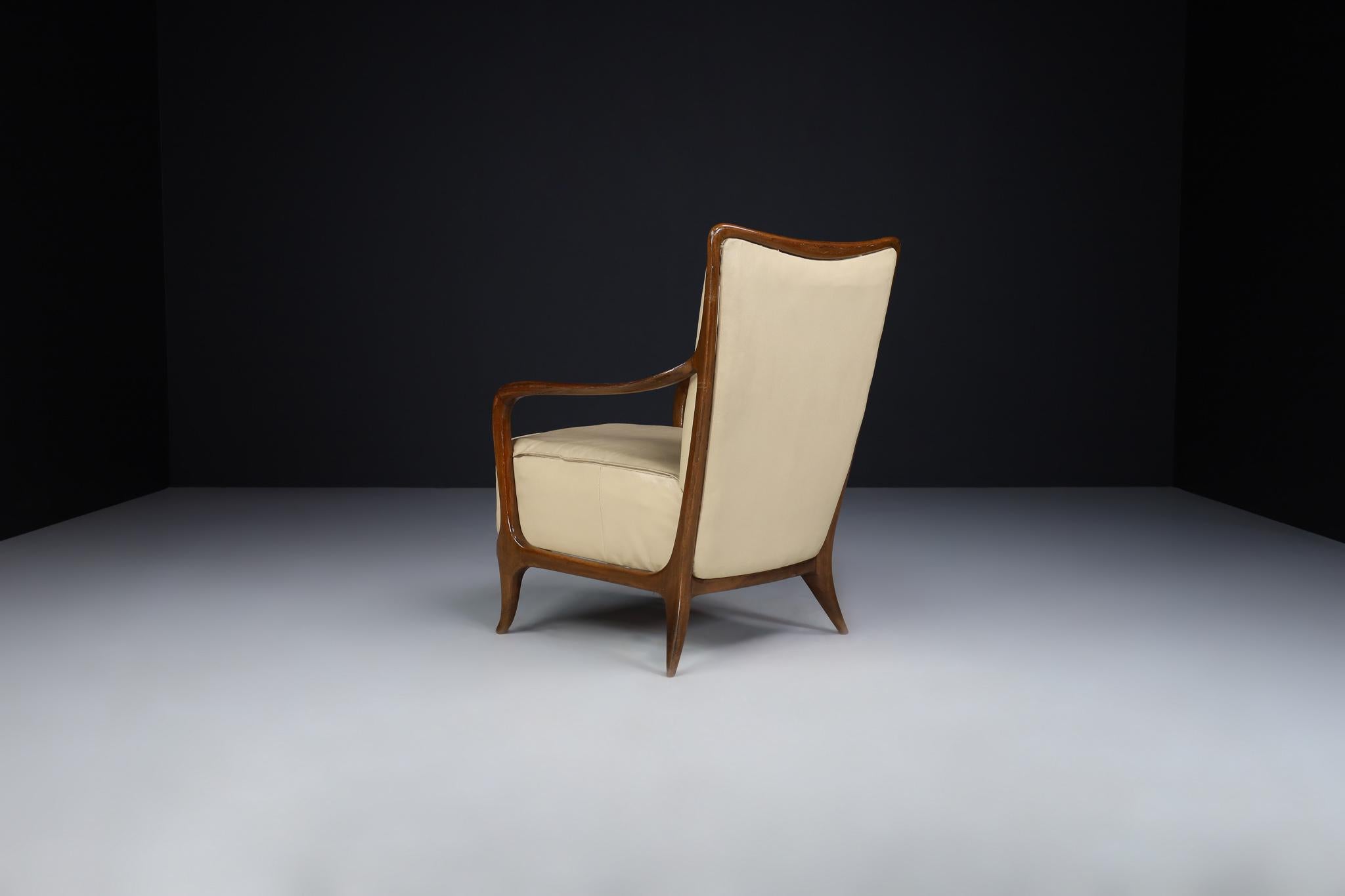 Mid-Century Modern Walnut and Leather Armchairs by Paolo Buffa, Italy 1950s 1
