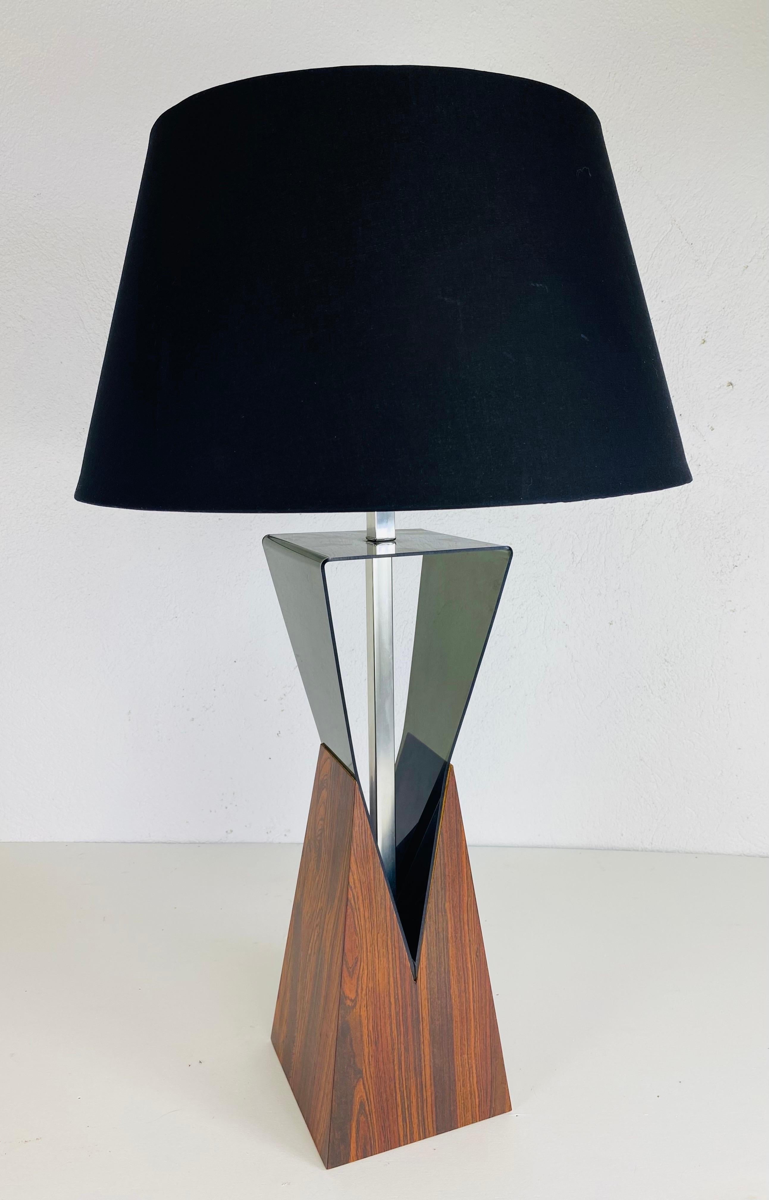 Mid-century modern walnut and Lucite table lamp 1