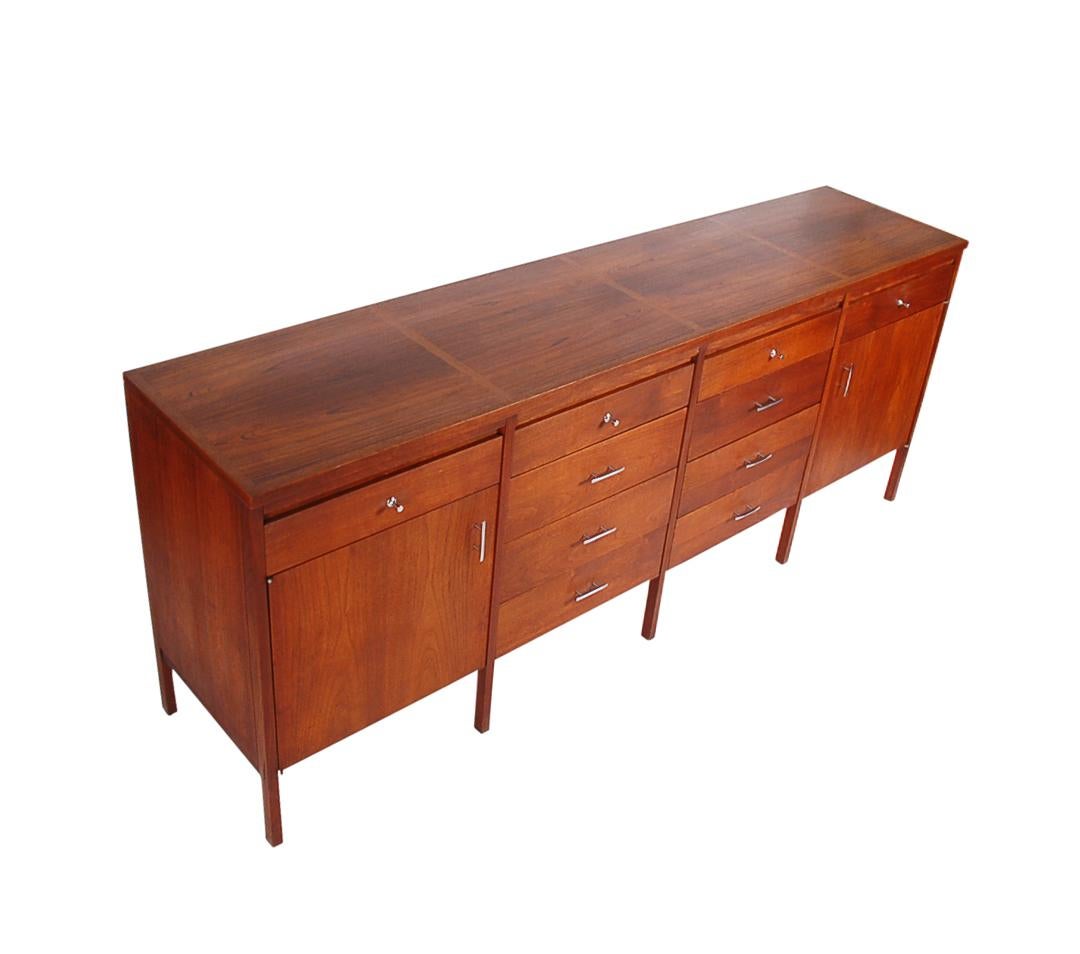 Mid-Century Modern Walnut and Rosewood 8-Legged Credenza or Media Table In Good Condition In Philadelphia, PA