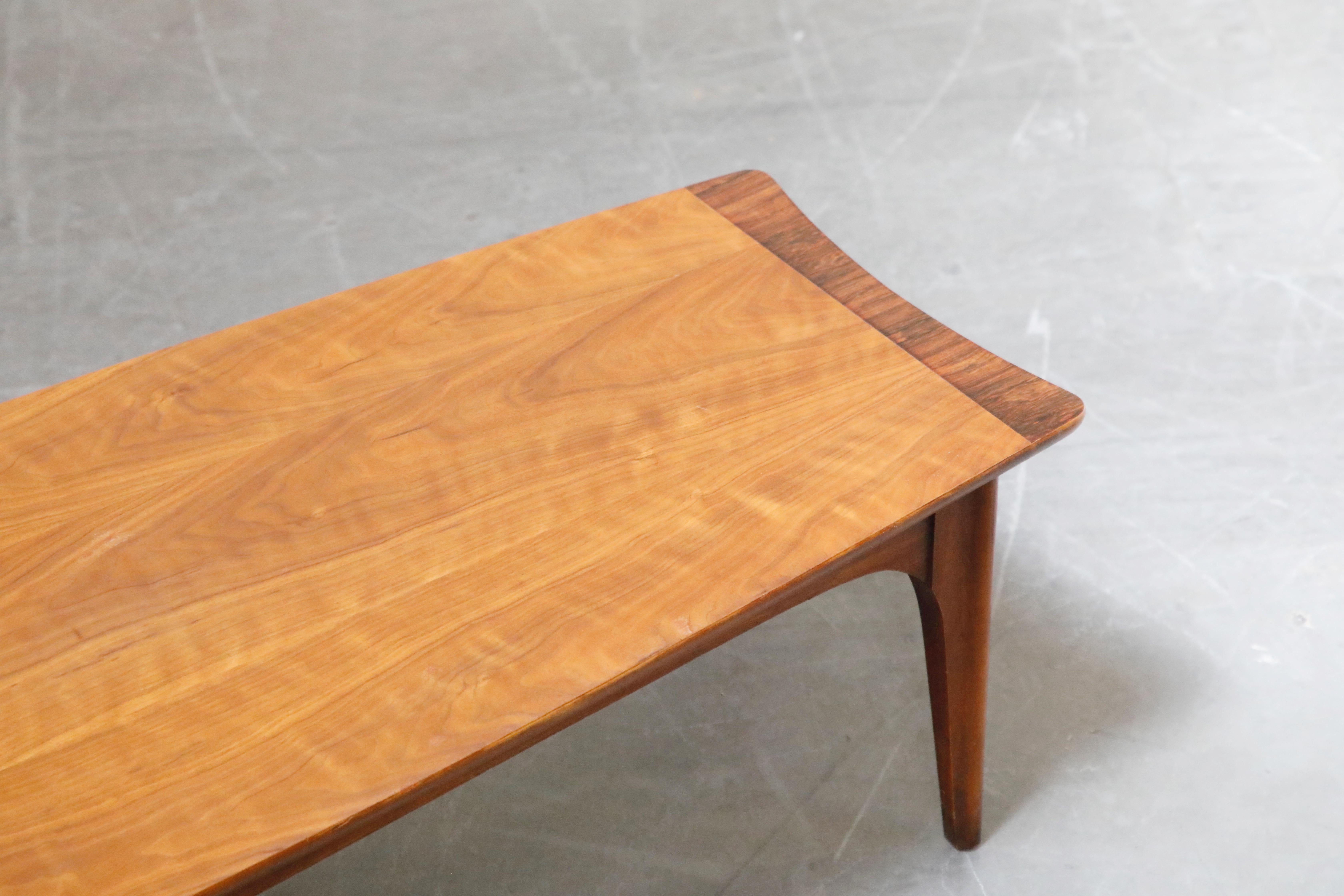Mid-Century Modern Walnut and Rosewood Surfboard Shaped Coffee Table, circa 1970 5