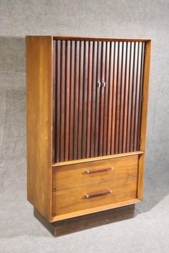 Mid-Century Modern Walnut and Rosewood Tall Dresser Chiffonier, circa 1960s