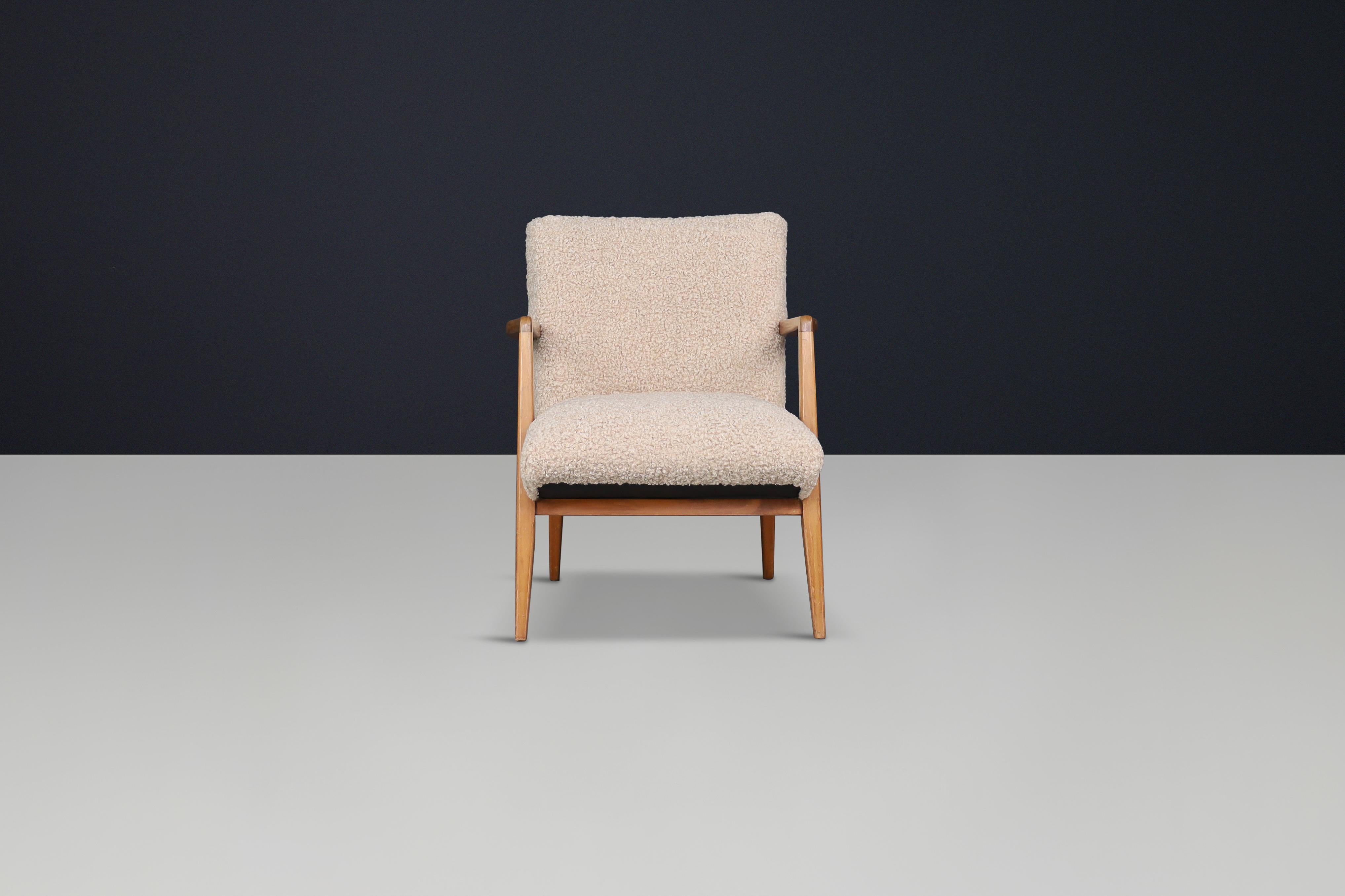 Tappezzeria Mid-Century Modern Walnut Armchair with Teddy Upholstery, Italy, 1950s in vendita