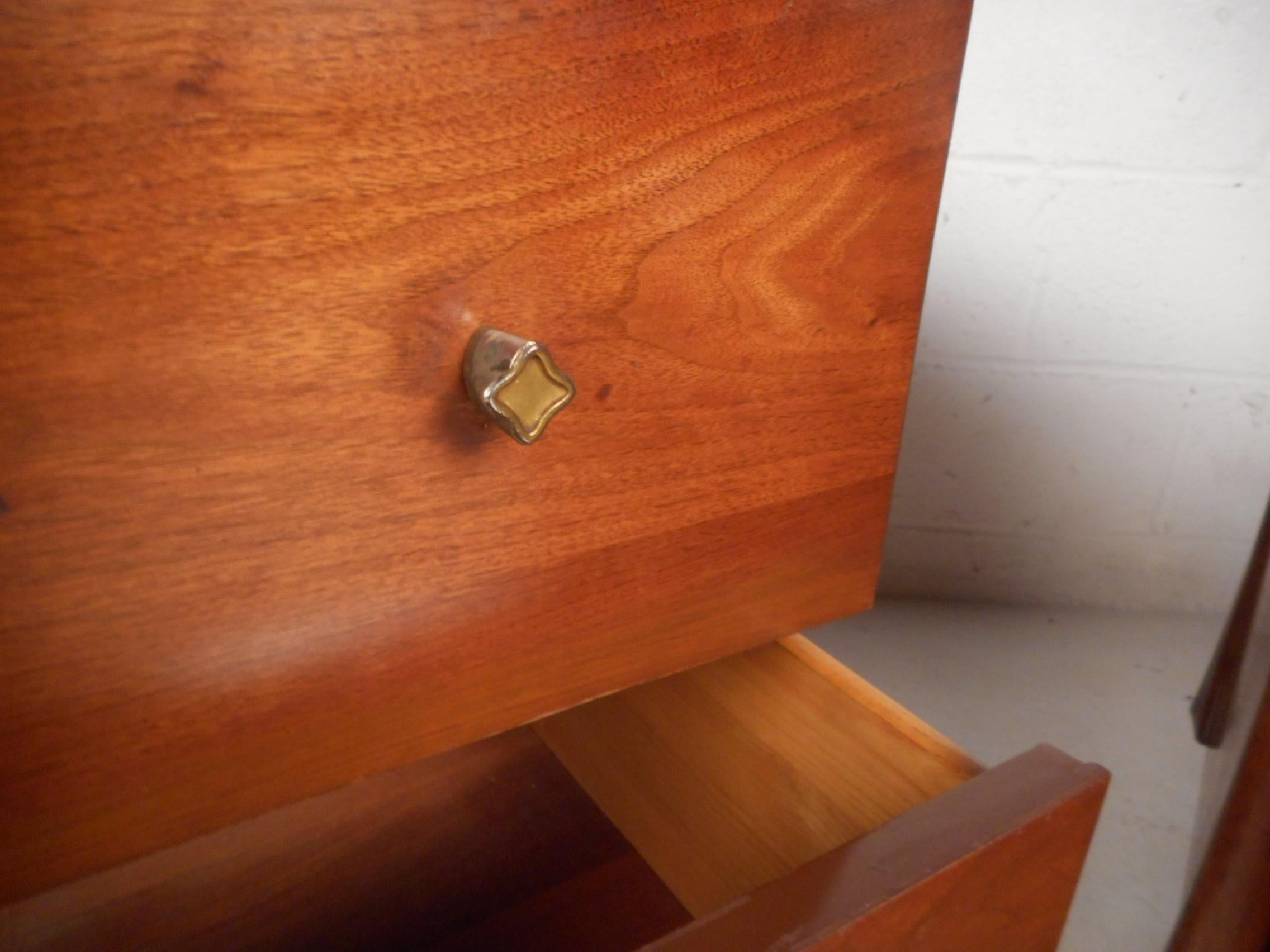 Mid-Century Modern Walnut Dresser 4