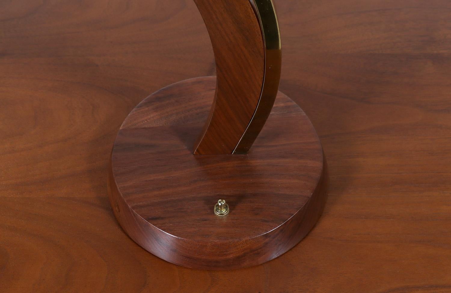 Mid-Century Modern Walnut & Brass Accent Table Lamp 3