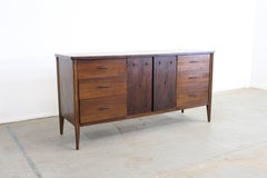 Mid-Century Modern Walnut Broyhill Saga Credenza