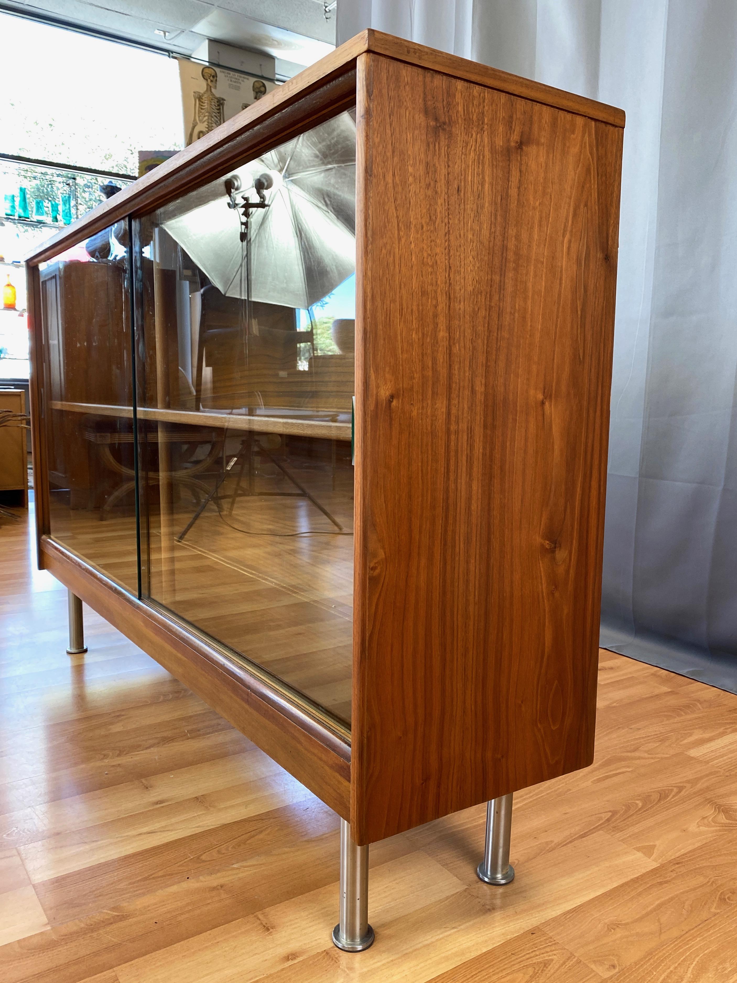 Mid-Century Modern Walnut Cabinet or Bookcase with Sliding Glass Doors, 1960s 4