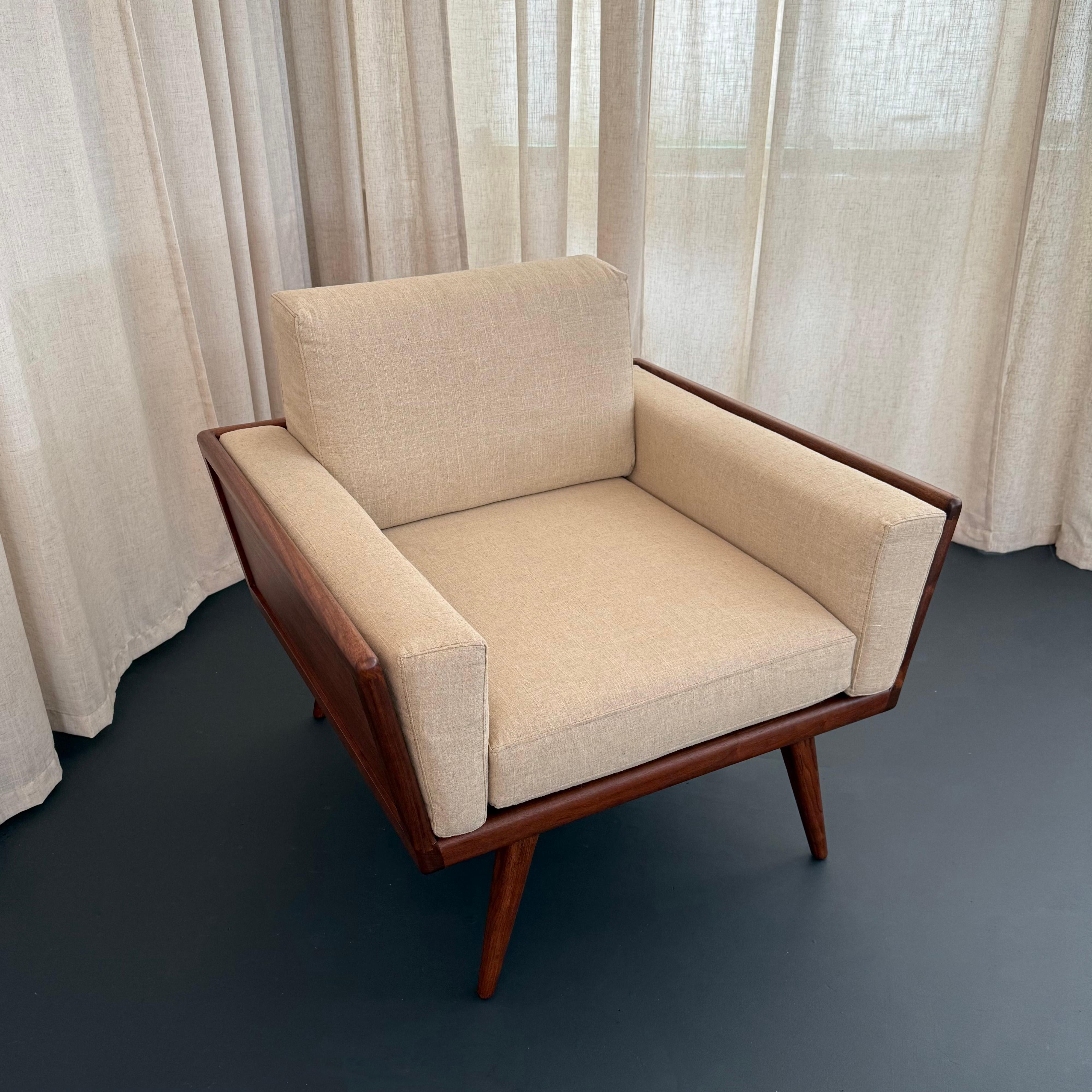20th Century Mid-Century Modern Walnut Case Armchair By Mel Smilow For Sale