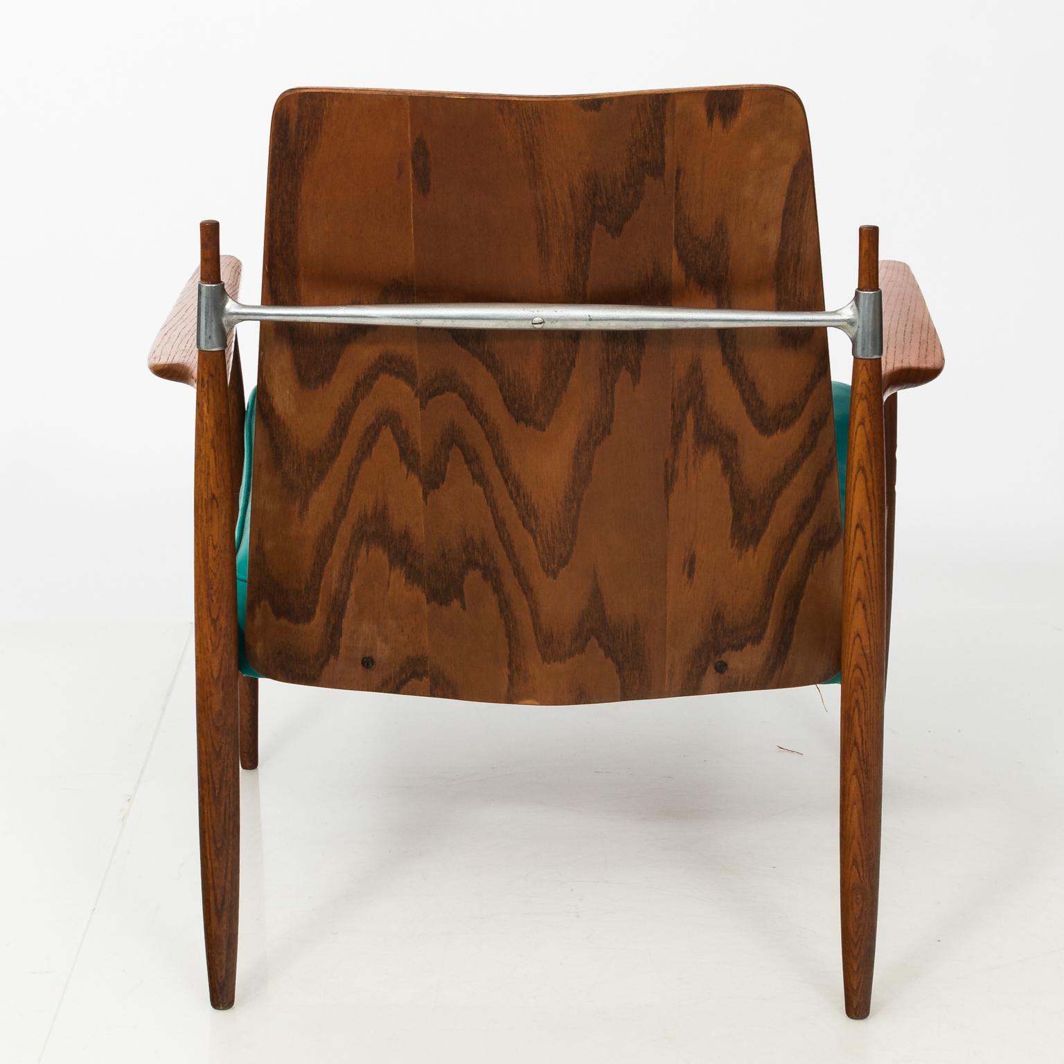 Mid-Century Modern Walnut Chair and Ottoman 11