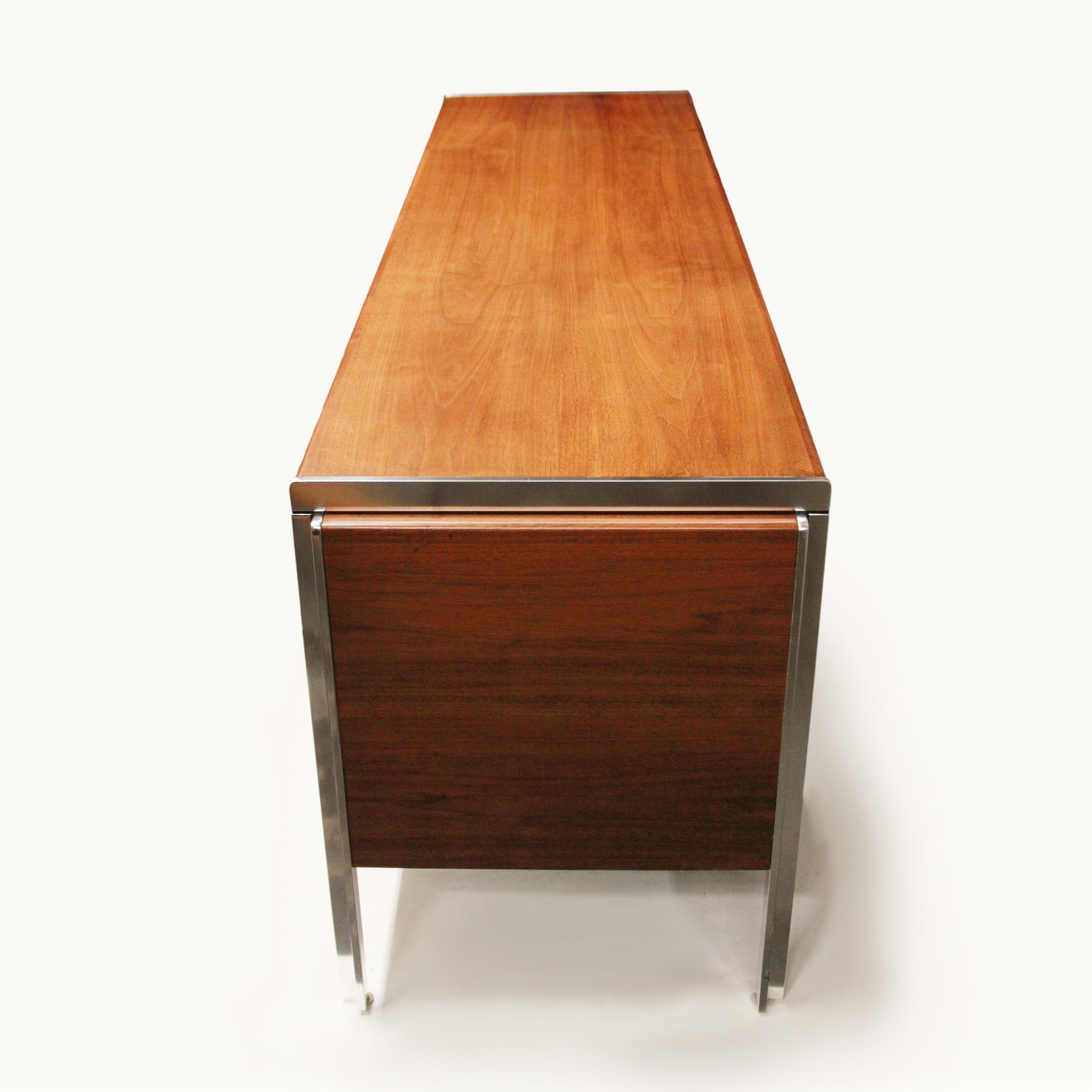 Late 20th Century Mid-Century Modern Walnut & Chrome Credenza by Alexis Yermakov for Stow Davis For Sale
