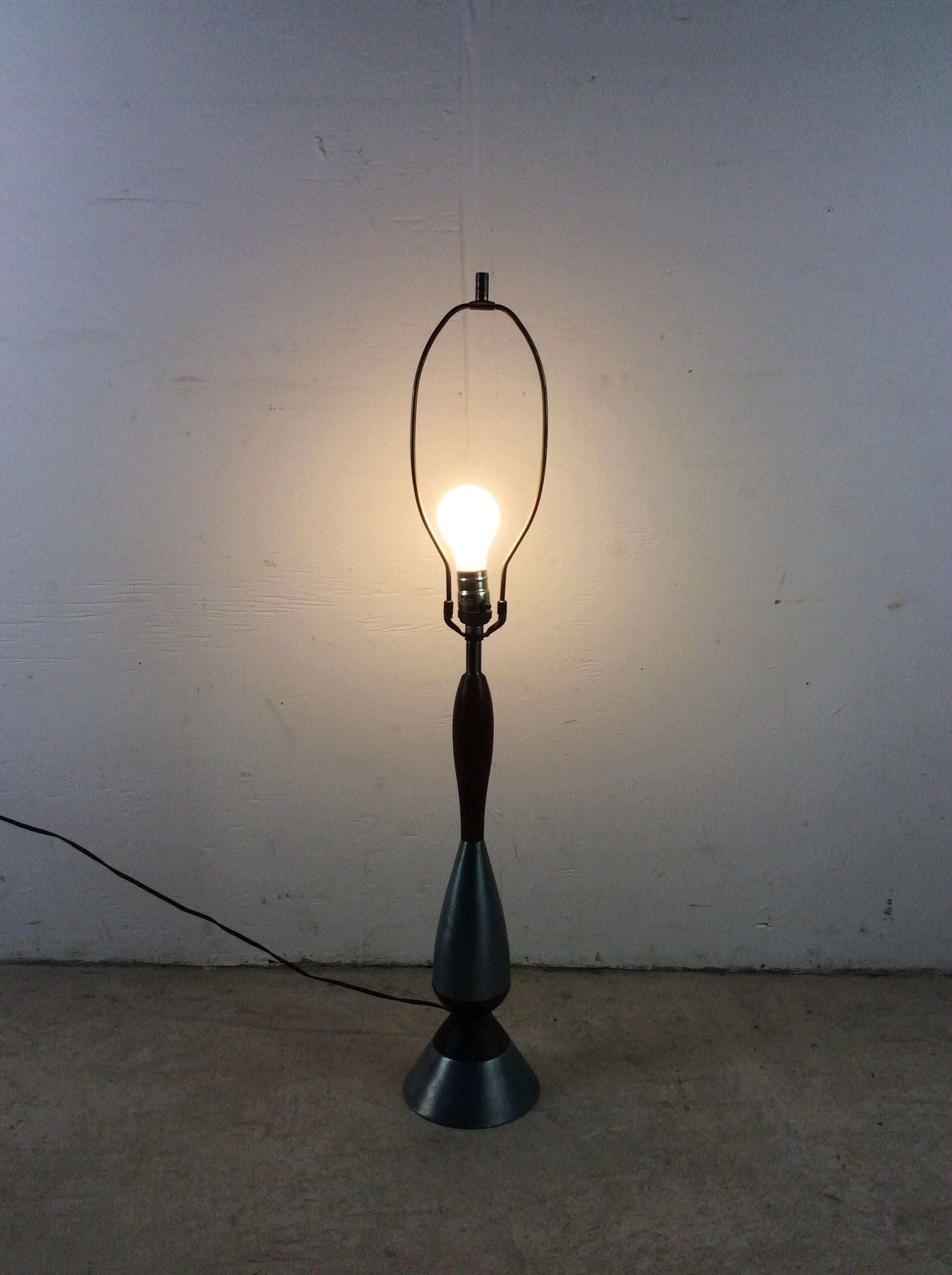 Mid-Century Modern Mid Century Modern Walnut & Chrome Table Lamp with Barrel Shade For Sale