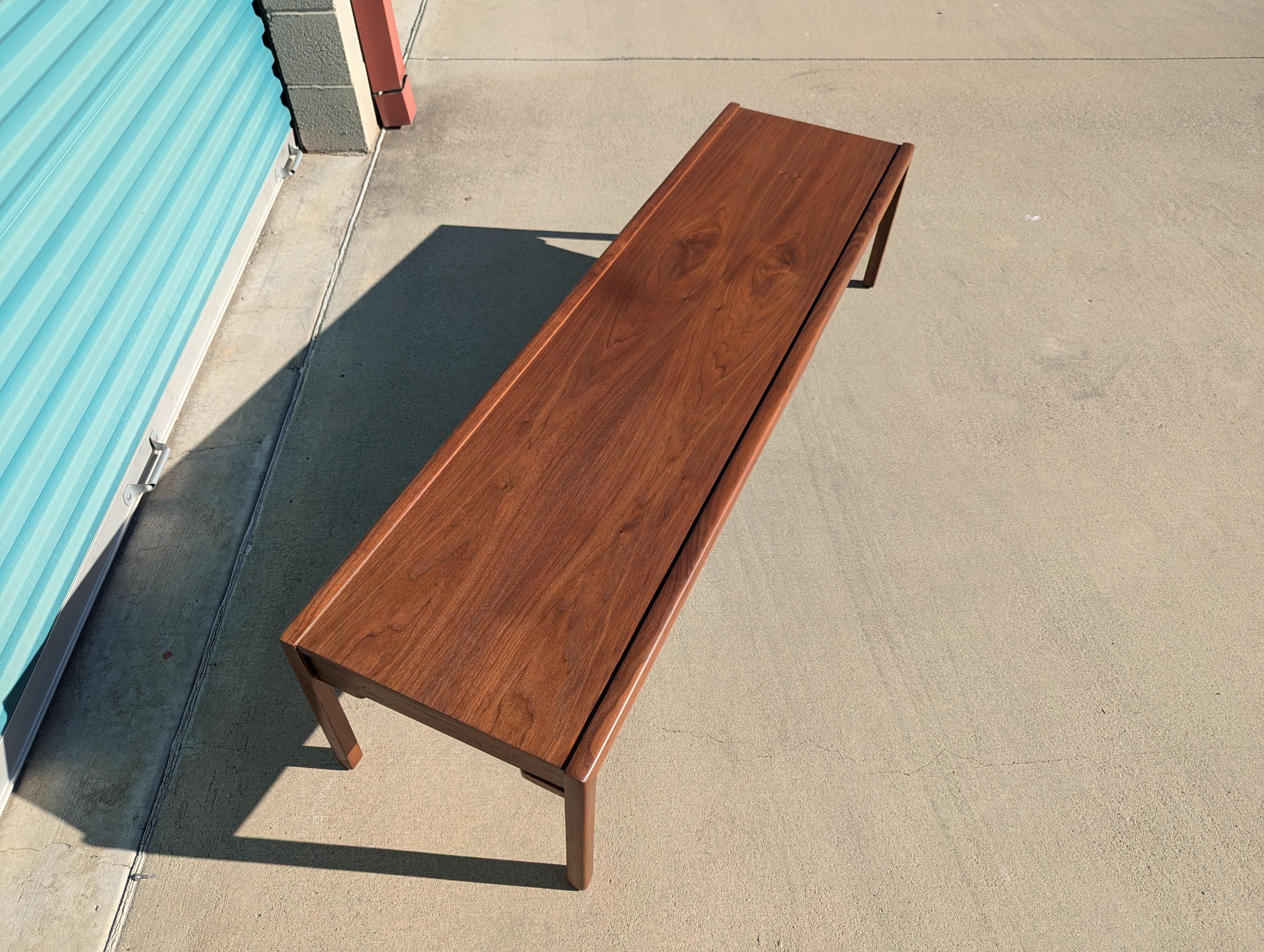 Mid Century Modern Walnut Coffee Table By Brown Saltman, c1960s For Sale 1