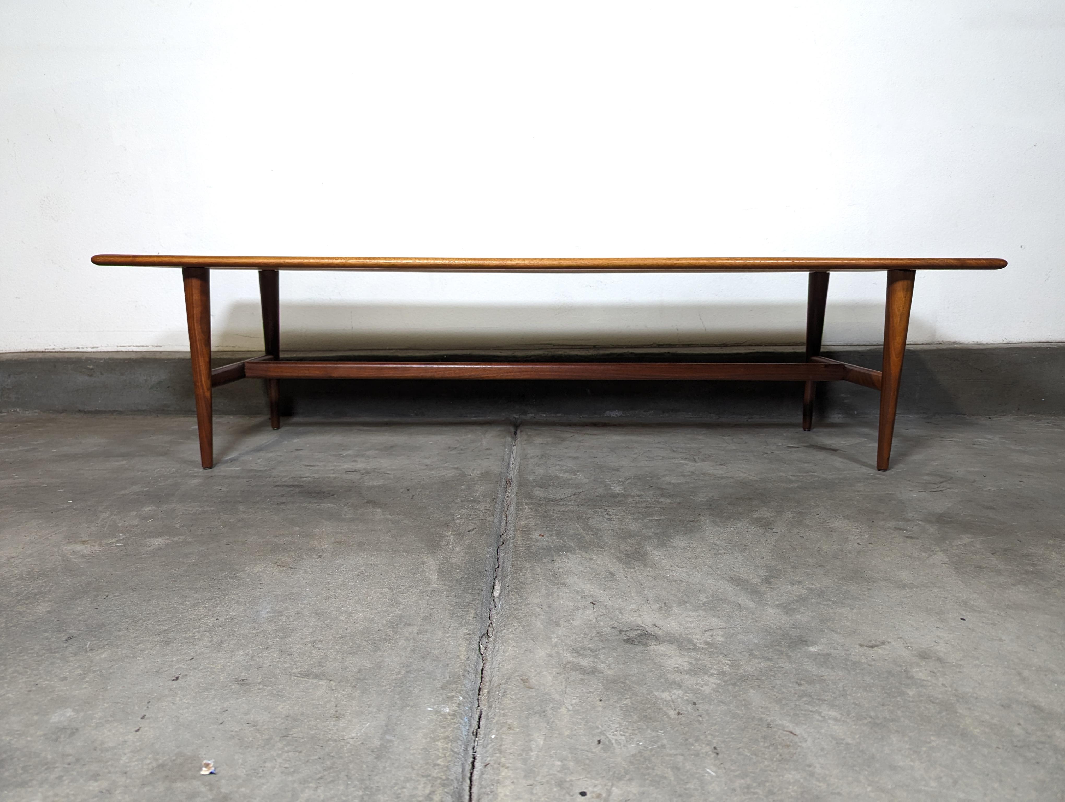 Mid Century Modern Walnut Coffee Table By Lane, c1960s 5