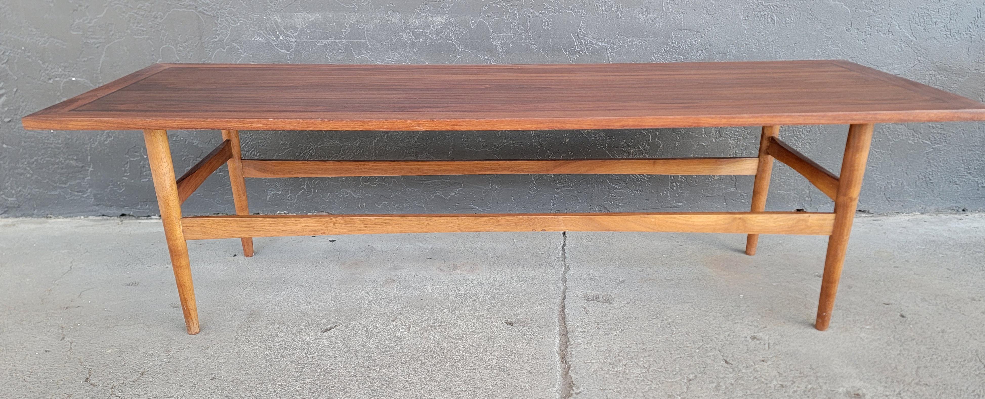 Mid-Century Modern Walnut Coffee Table For Sale 5