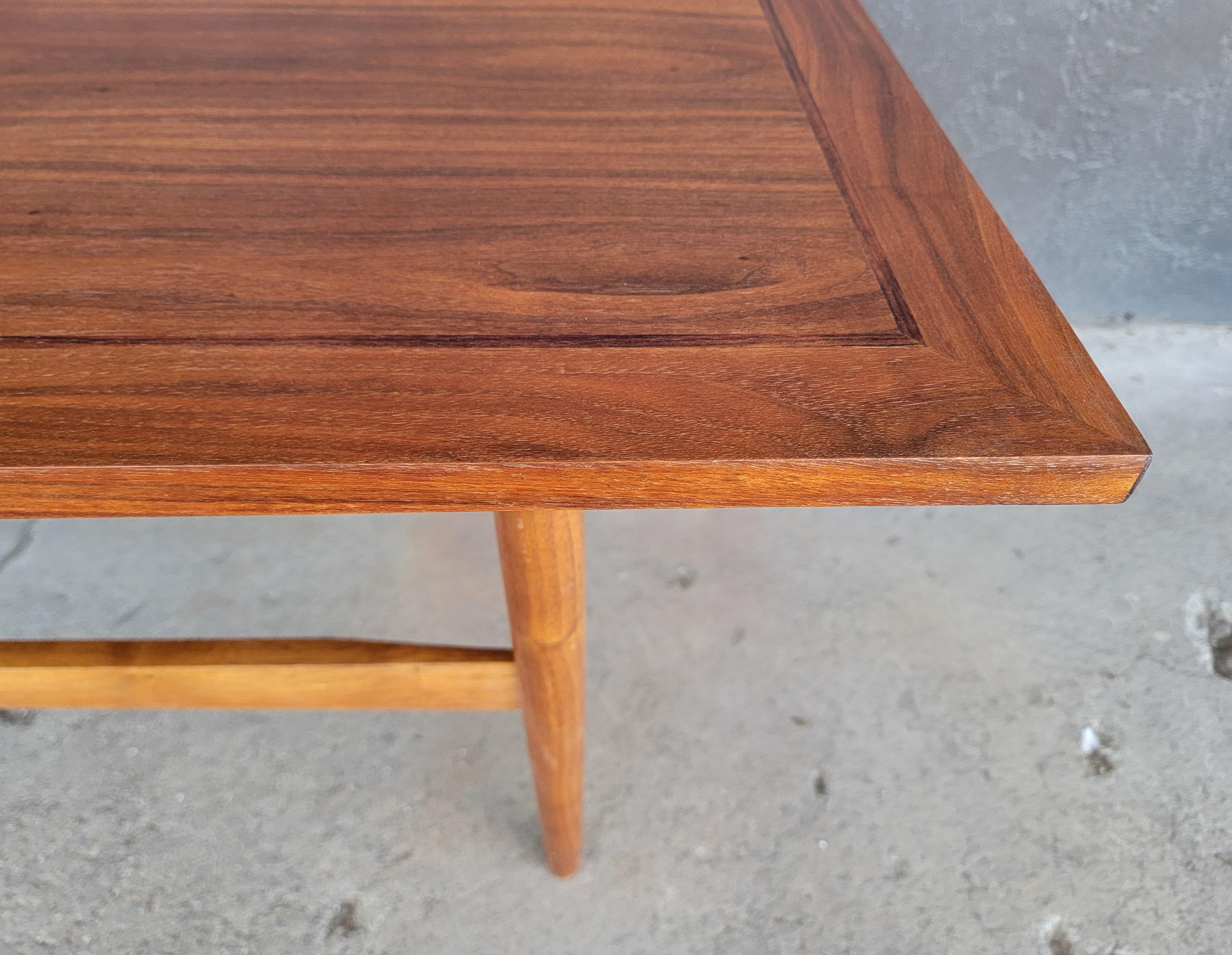 Mid-Century Modern Walnut Coffee Table For Sale 3