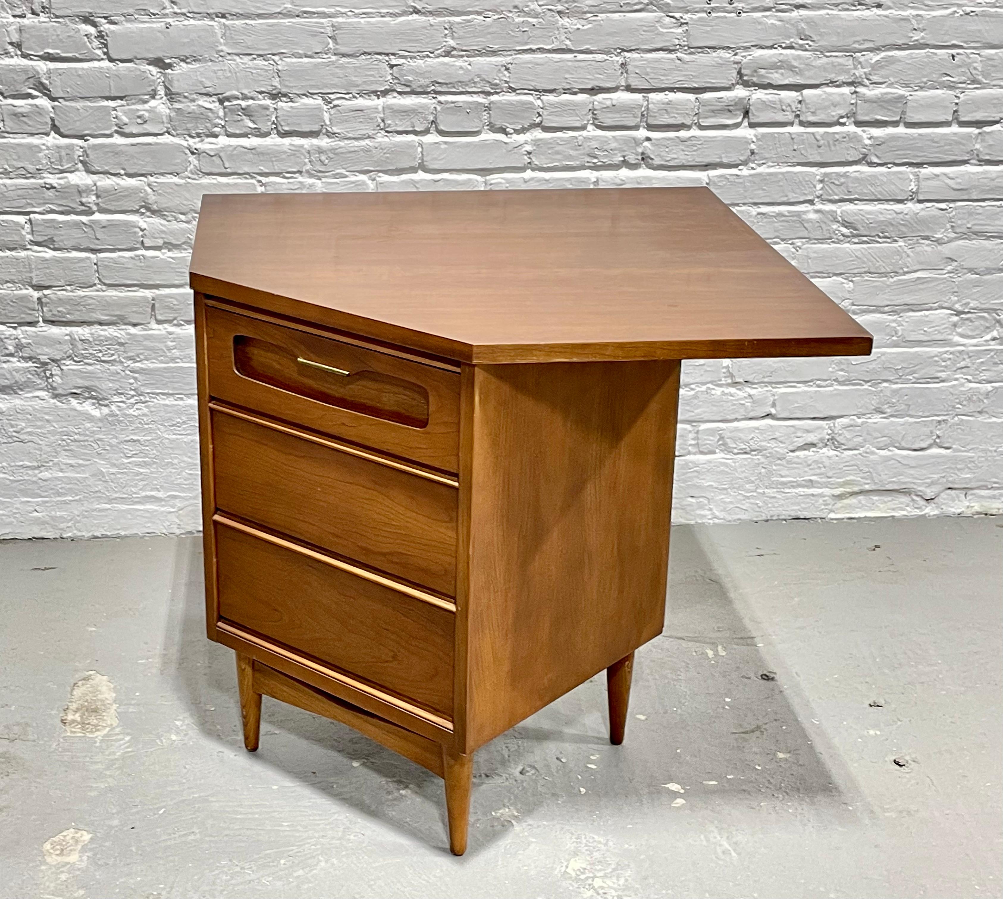 Mid-Century Modern Walnut Corner Cabinet / Dresser by Bassett Furniture Co. 5