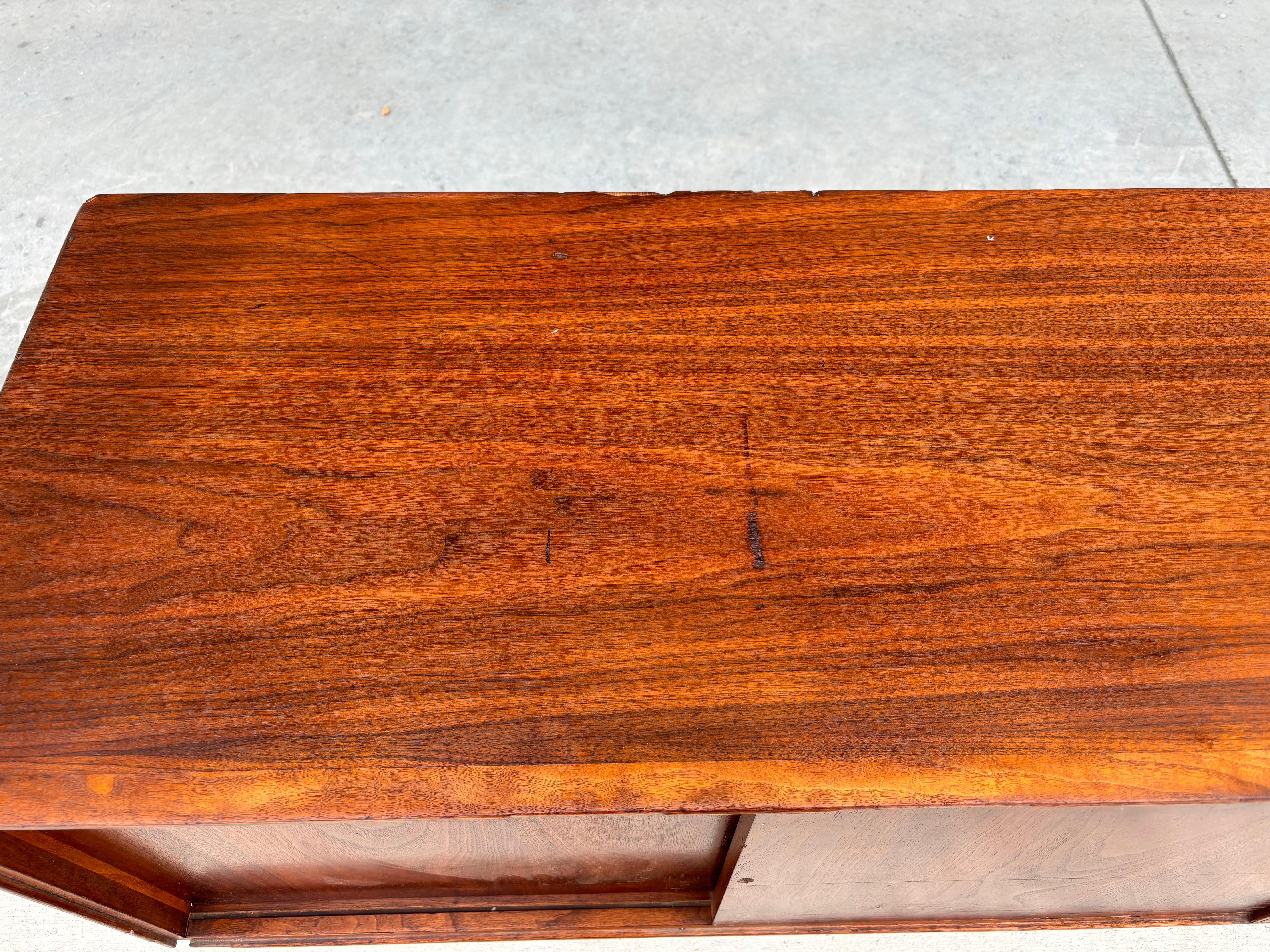 Mid Century Modern Walnut Credenza, 1960s 3