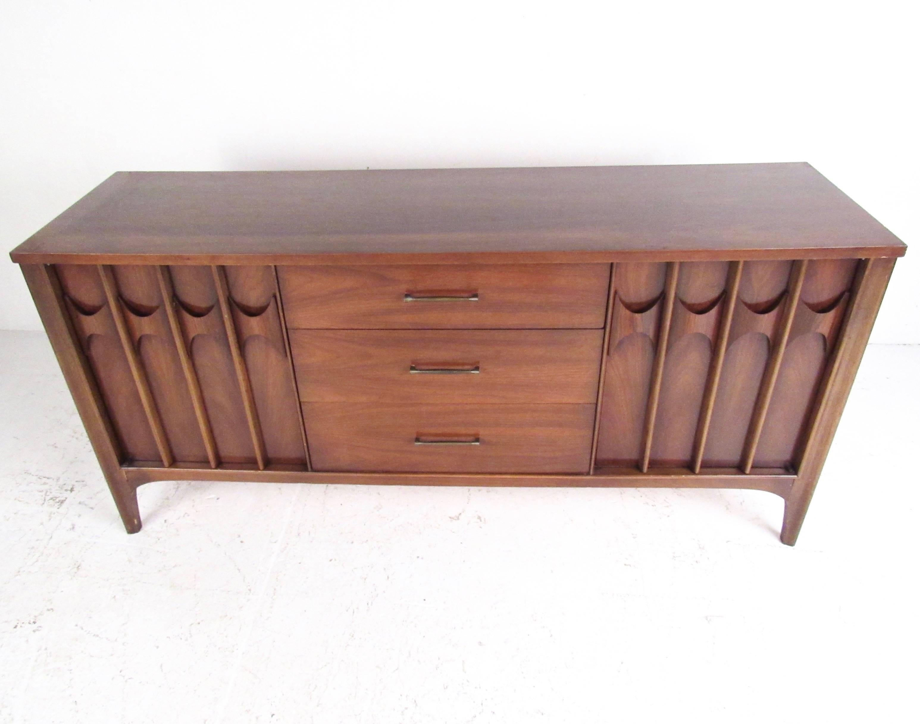 Mid-Century Modern Walnut Credenza after Kent Coffey In Good Condition In Brooklyn, NY