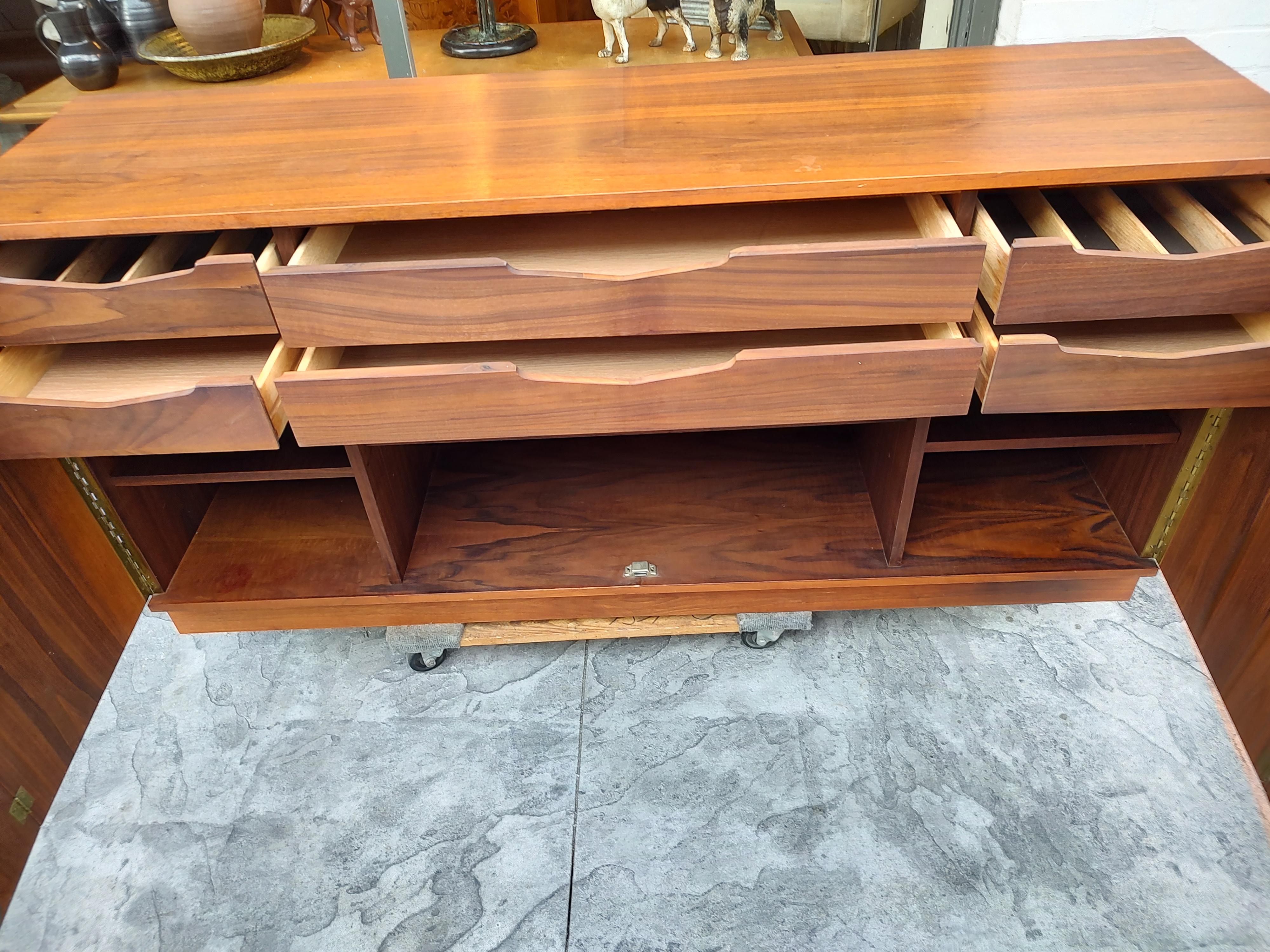 Mid-Century Modern Walnut Credenza Attributed to Founders 7