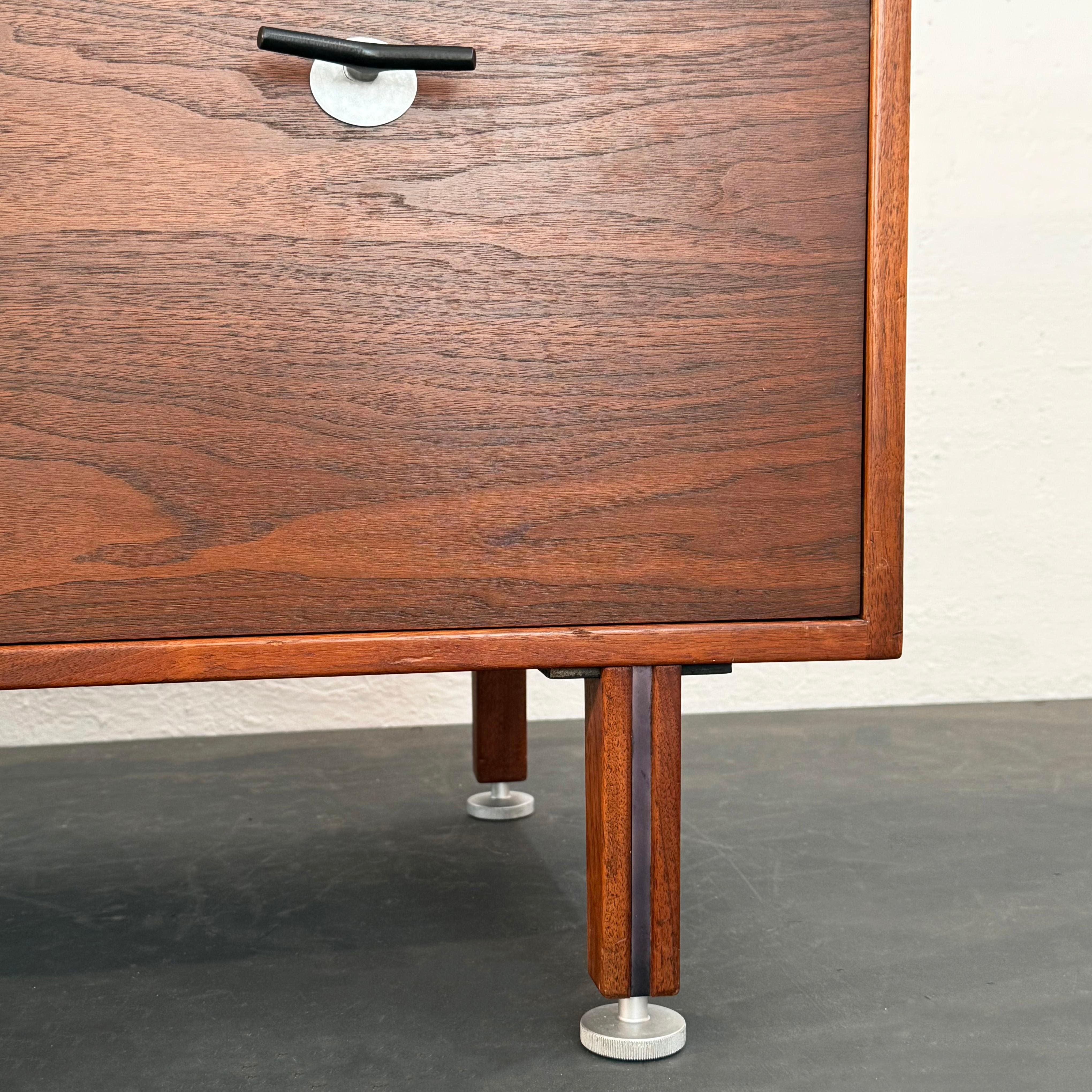Mid-Century Modern Walnut Credenza Bookcase With Y Pulls By Jens Risom For Sale 3