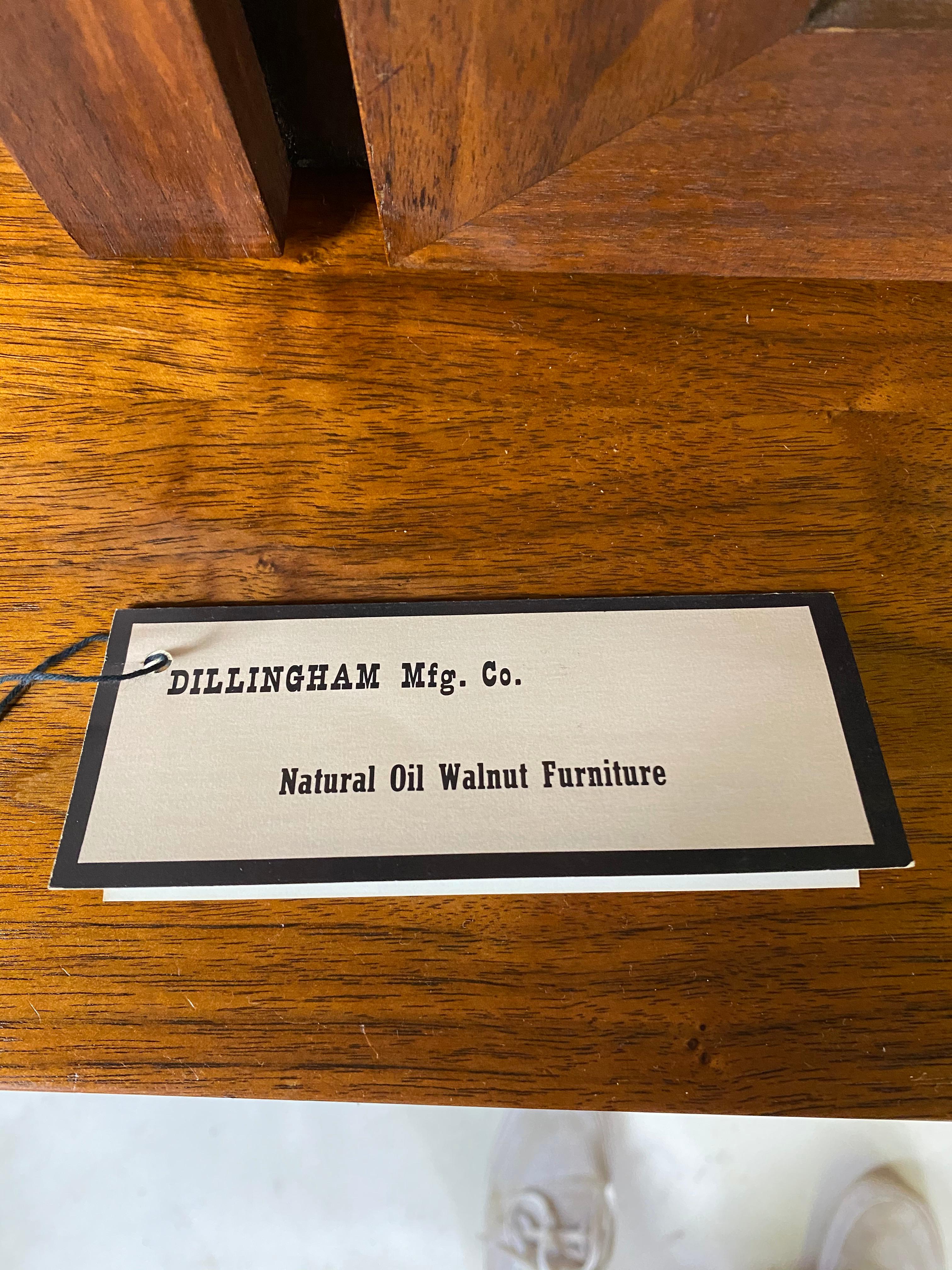 Late 20th Century Mid-Century Modern Walnut Credenza/Hutch by Arthur Umanoff for Dillingham