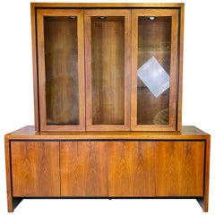 Mid-Century Modern Walnut Credenza/Hutch by Arthur Umanoff for Dillingham