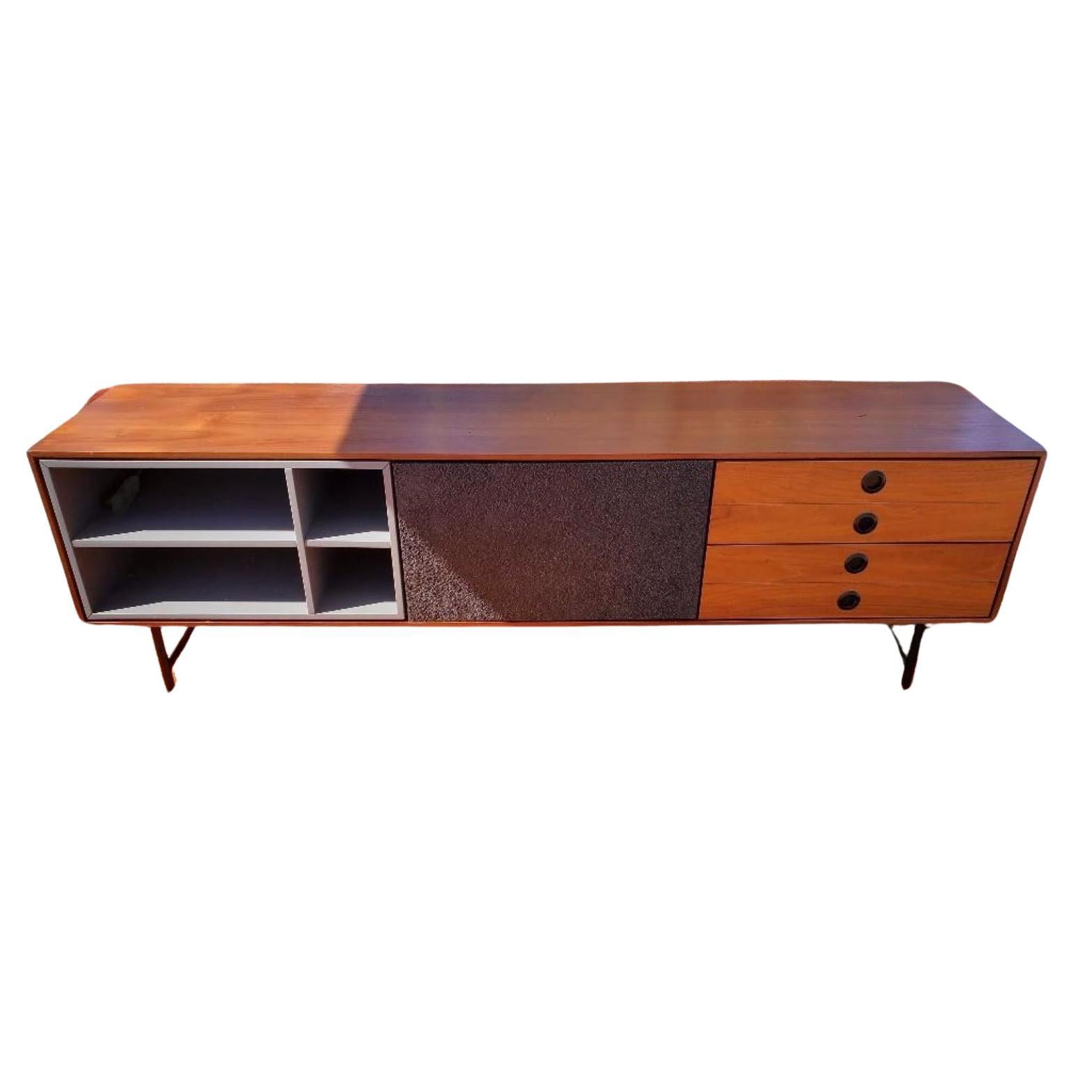 Mid Century Modern Walnut Credenza / Sideboard With Black Metal Base For Sale
