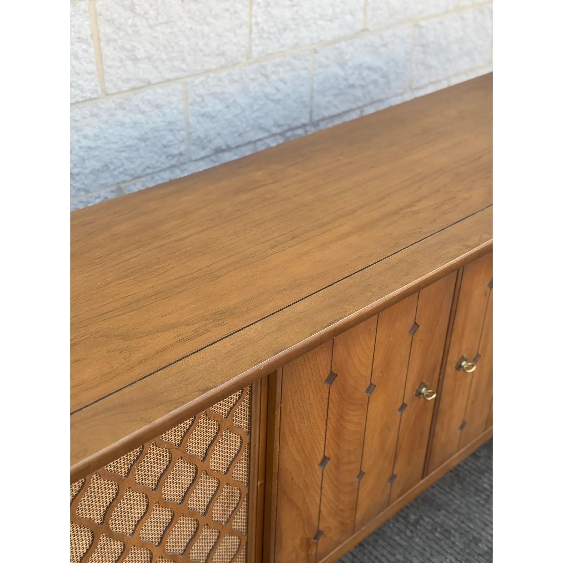 Mid-Century Modern Walnut Credenza With Cane Door Panels For Sale 5
