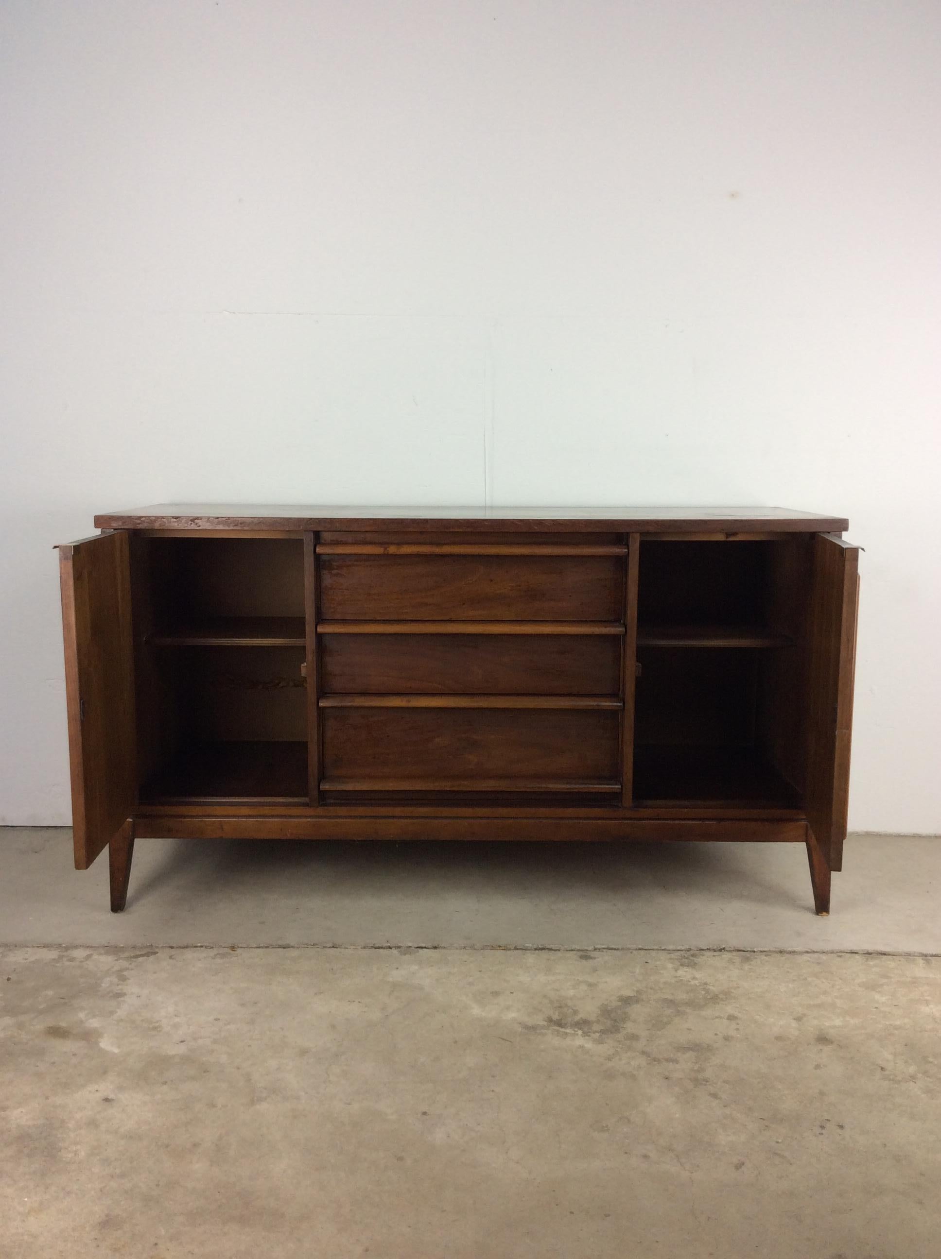 Mid Century Modern Walnut Credenza with Two Cabinets For Sale 4