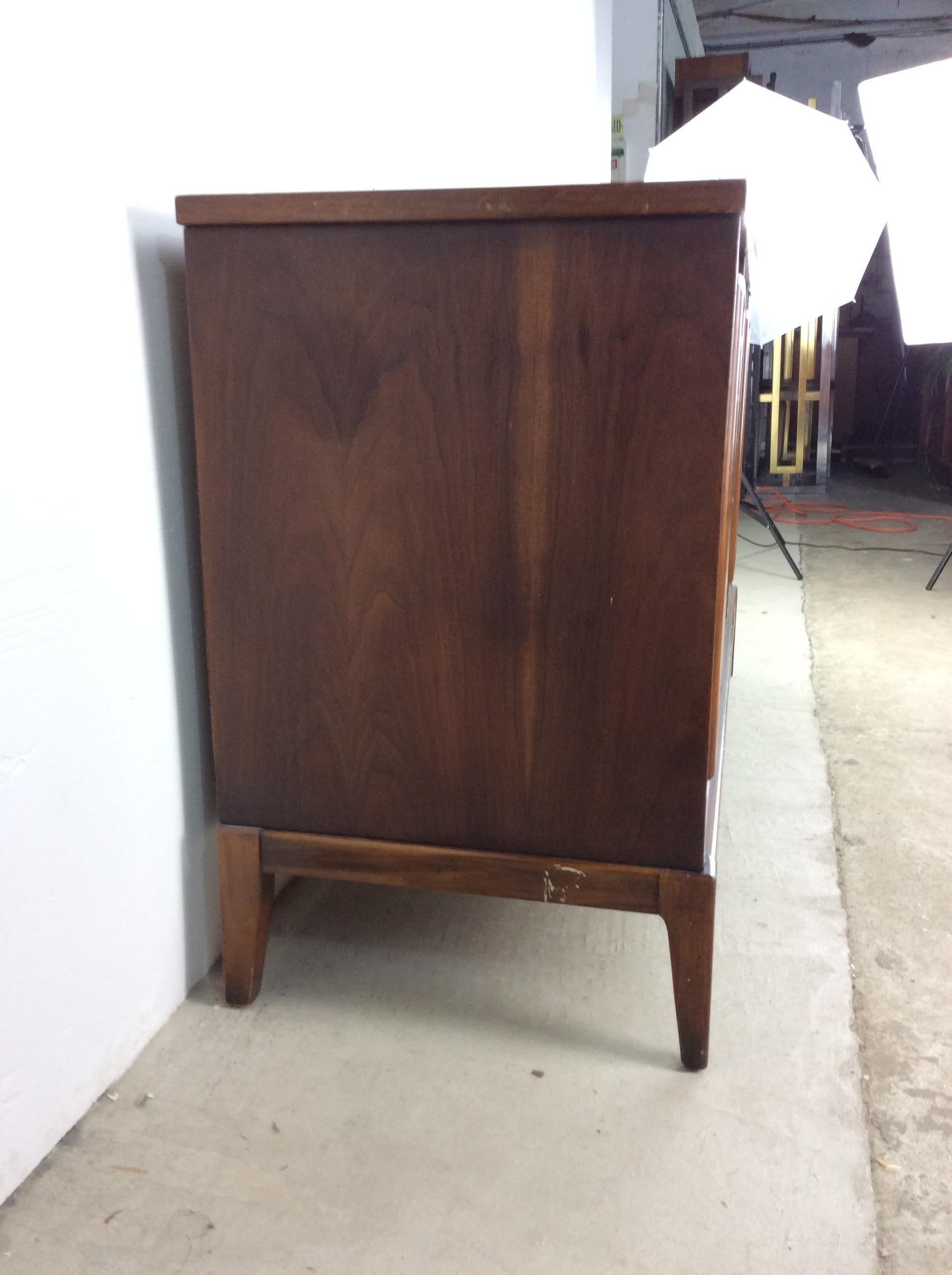 Mid Century Modern Walnut Credenza with Two Cabinets For Sale 2