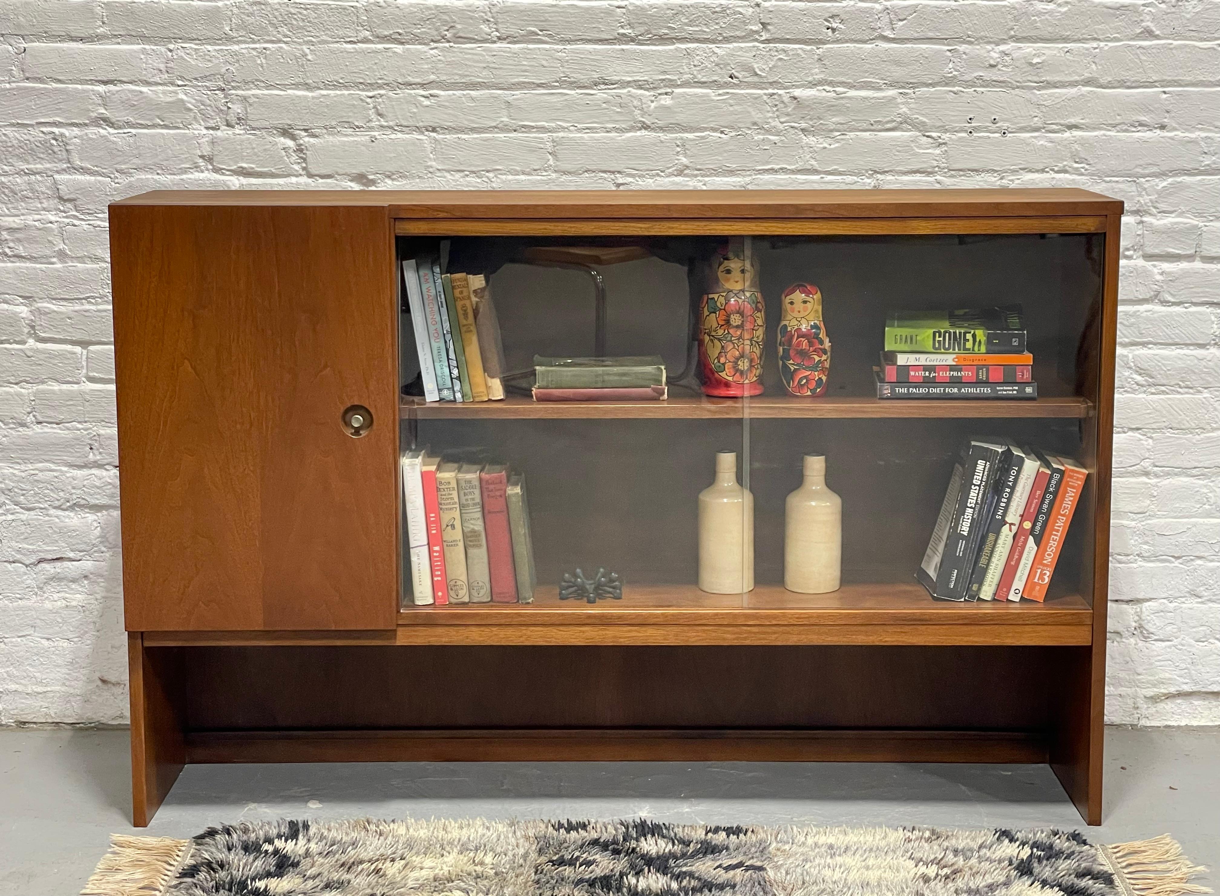 Mid Century MODERN Walnut DANISH BOOKCASE / Hutch, c. 1960's For Sale 3