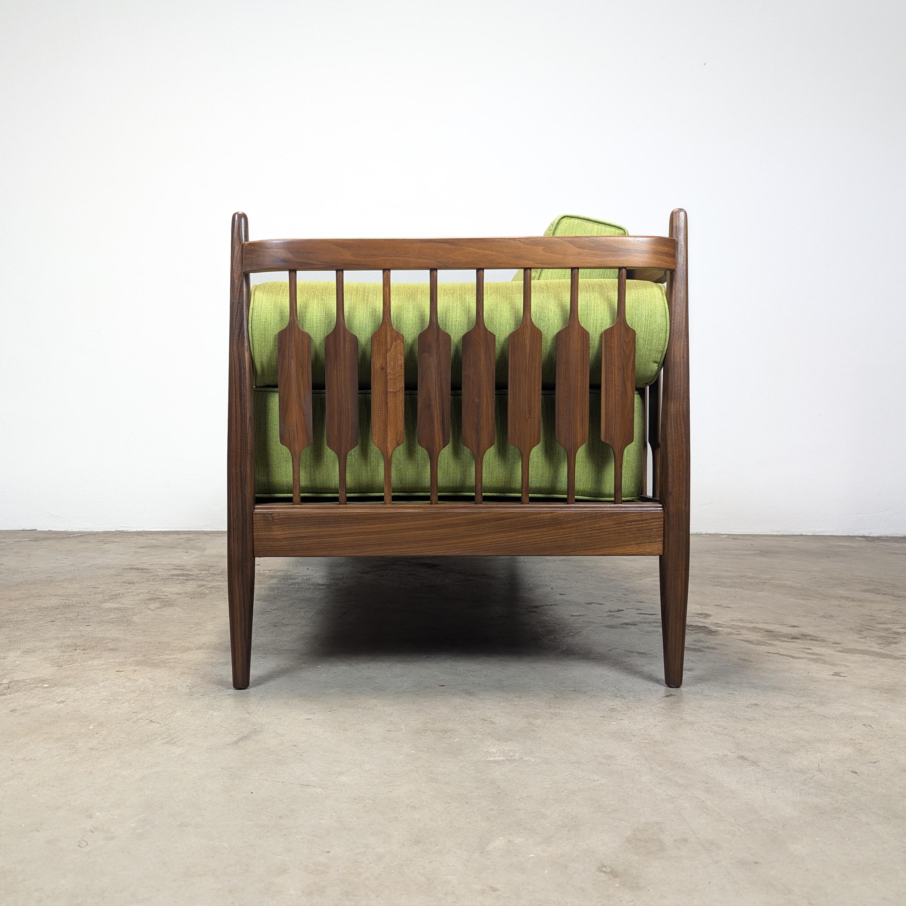 Mid Century Modern Walnut Declaration Daybed by Kipp Stewart for Drexel, 1963 1