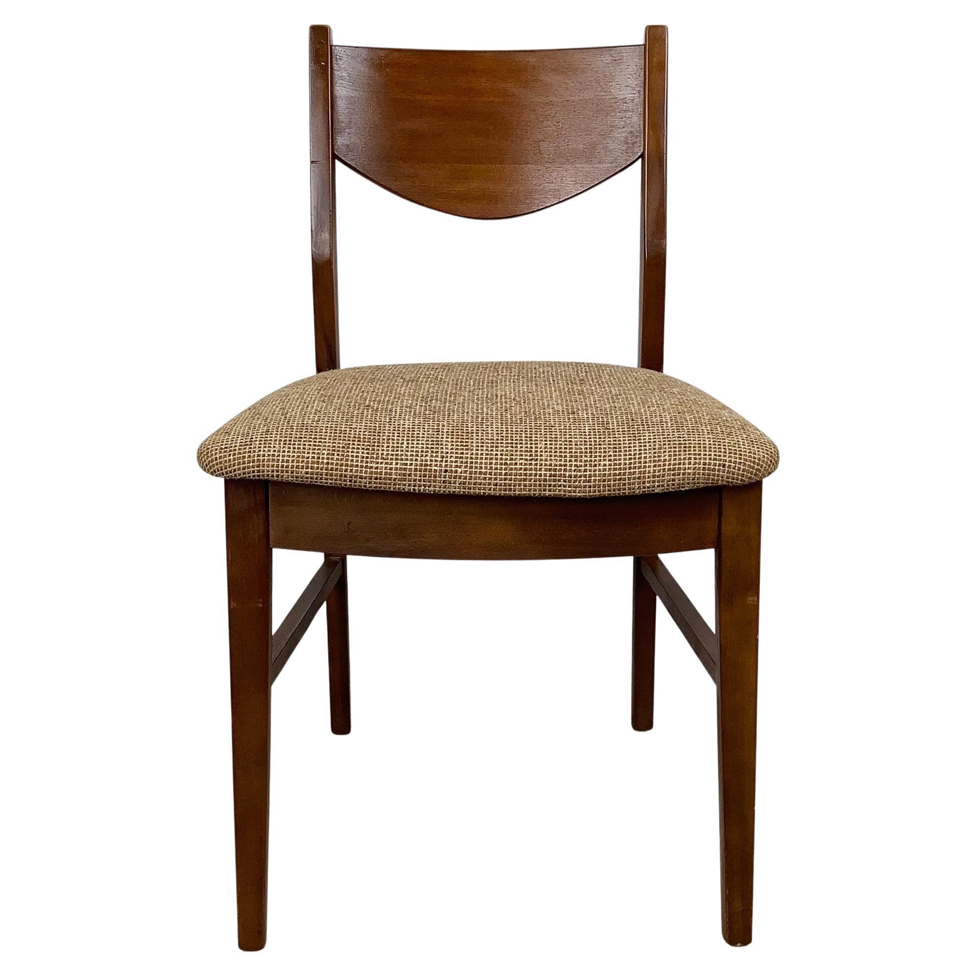 Silla de escritorio o de comedor de nogal moderna de mediados de siglo