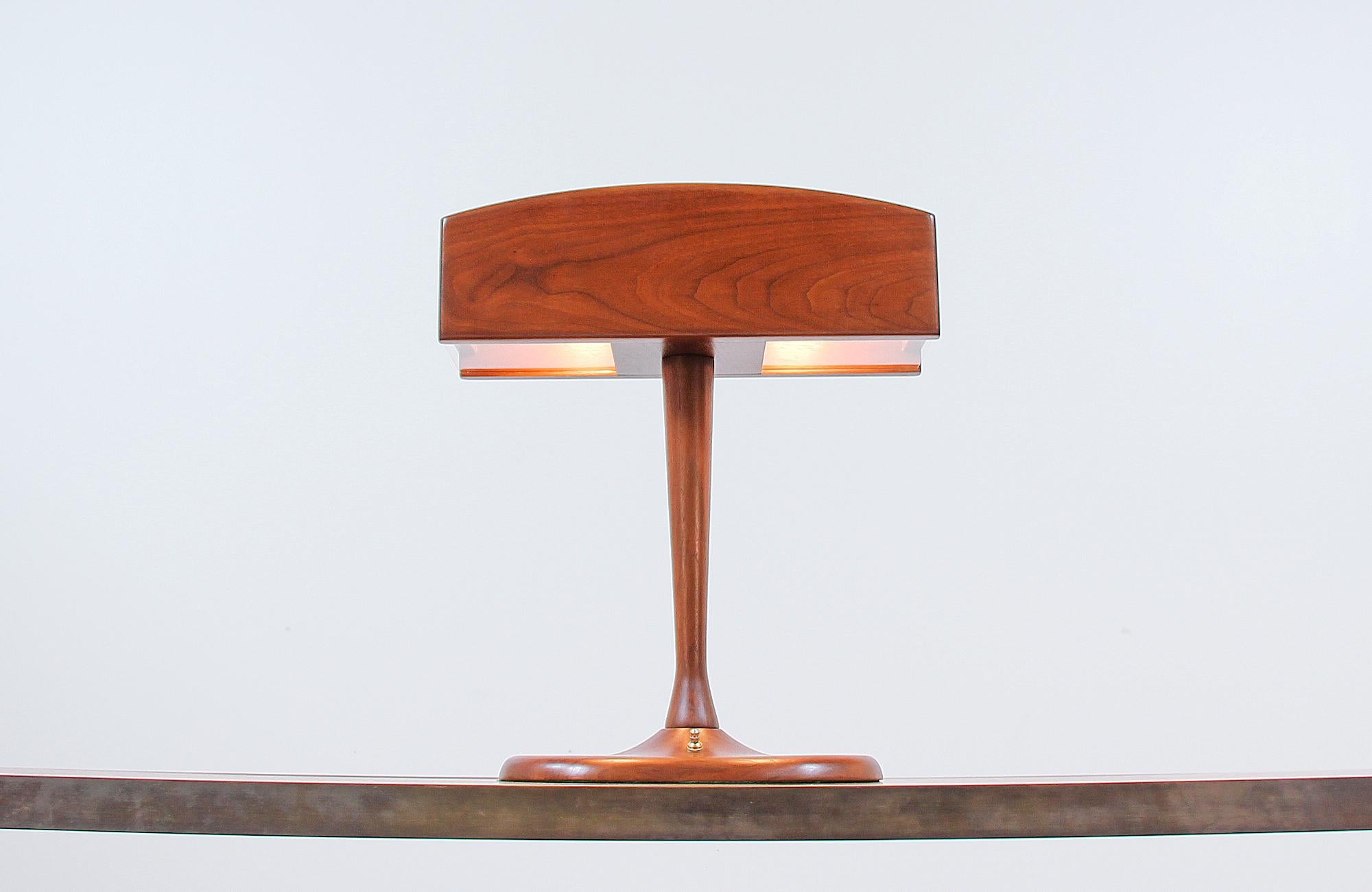 Mid-20th Century Mid-Century Modern Walnut Desk Lamp